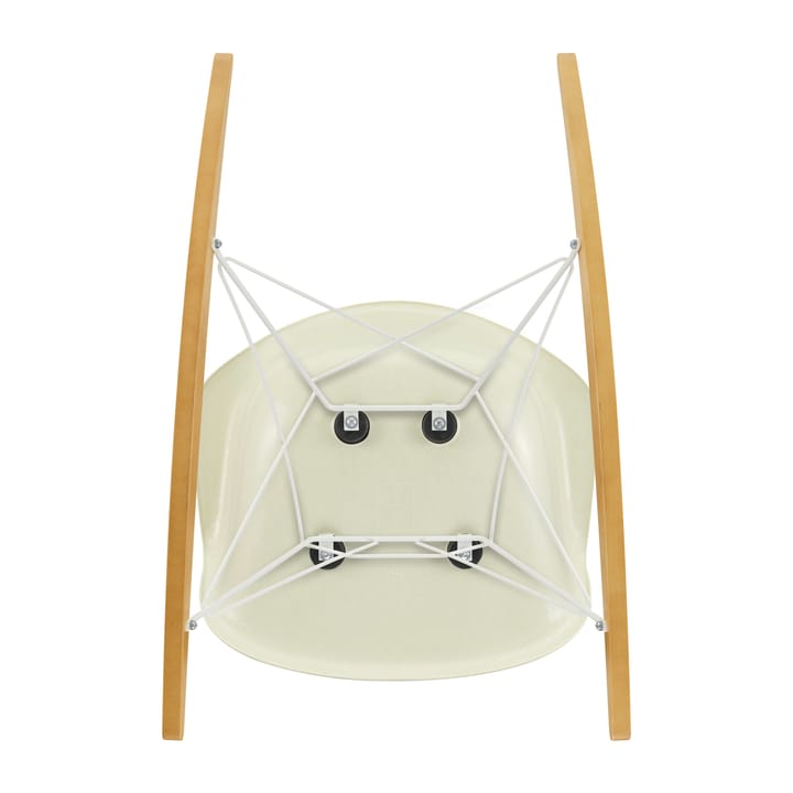 Eames fiberglass armchair RAR gungstol lönnmedar - Parchment-Chrome - Vitra