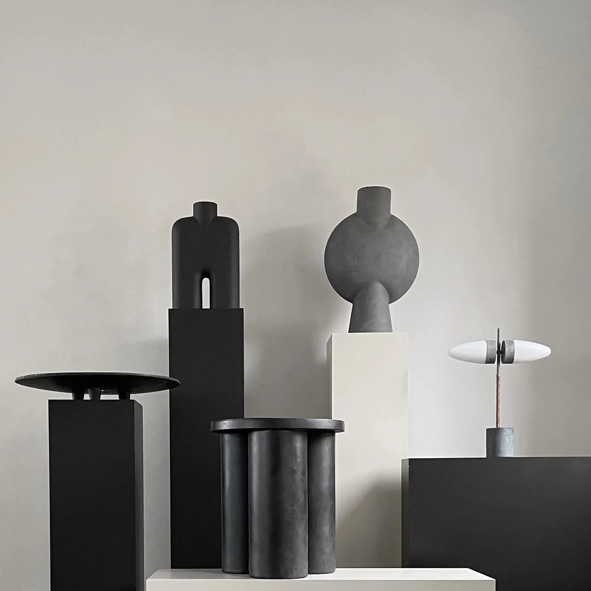 Big Foot sidobord tall Ø45 cm, Coffee 101 Copenhagen