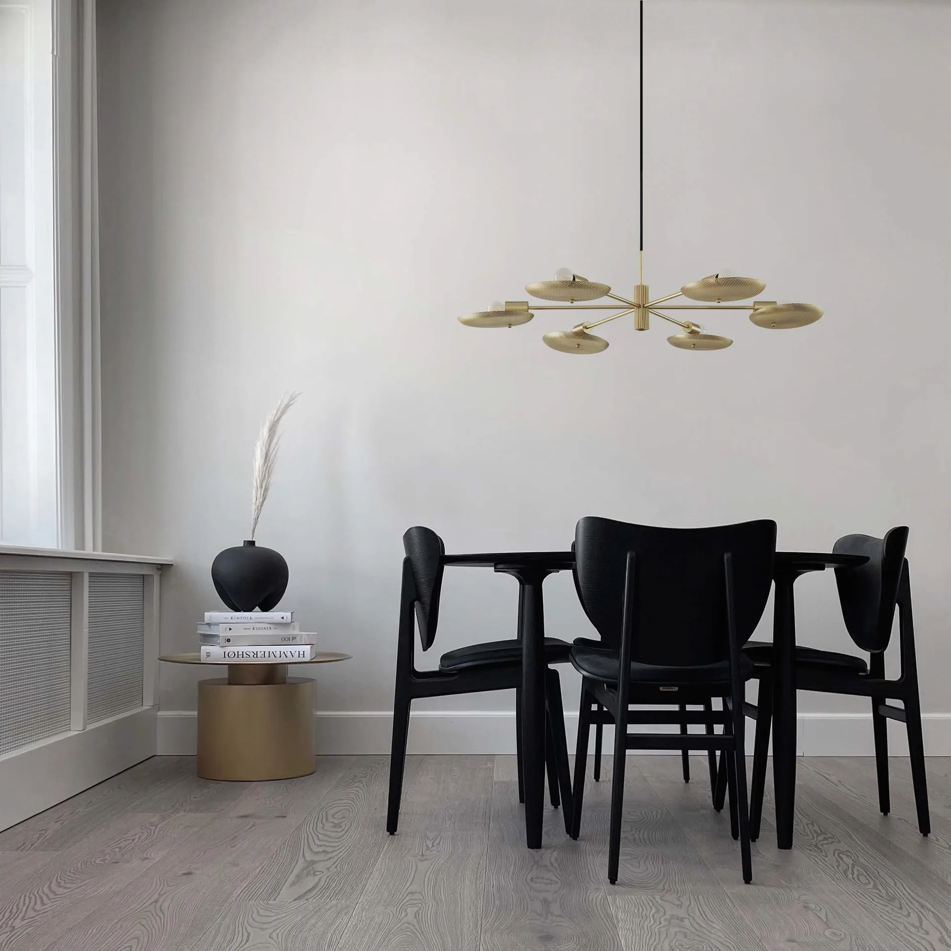 Papillion takkrona perforerad, Mässing 101 Copenhagen