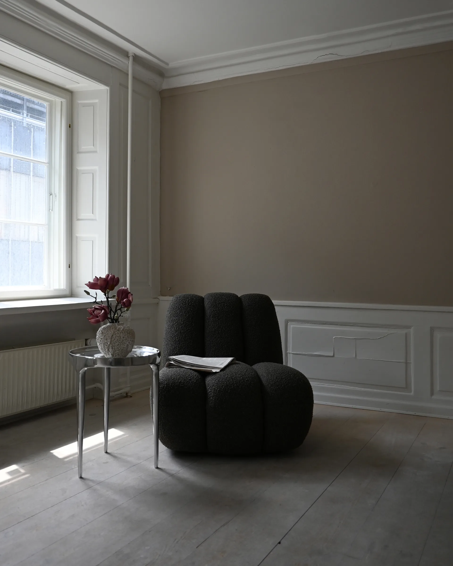 Toe loungefåtölj bouclé, Deep taupe 101 Copenhagen