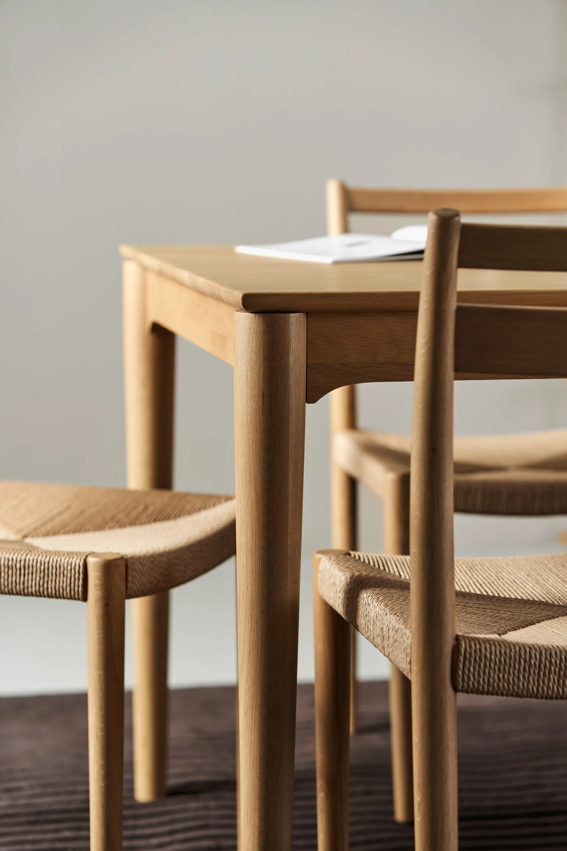 Ekåsen matbord 90x180 cm, Laquered oak 1898