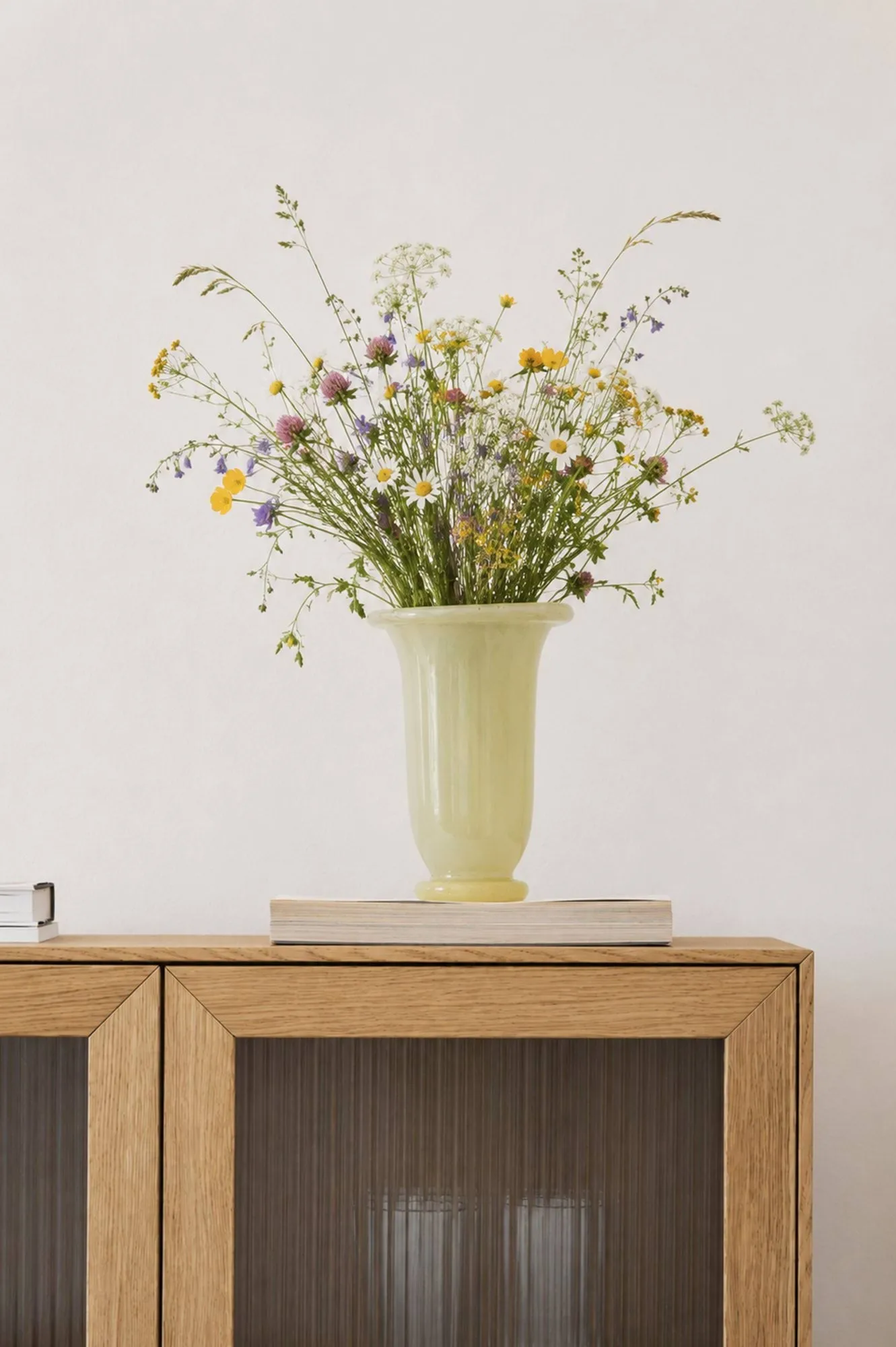 Lid sideboard, Vitpigmenterad ek 1898