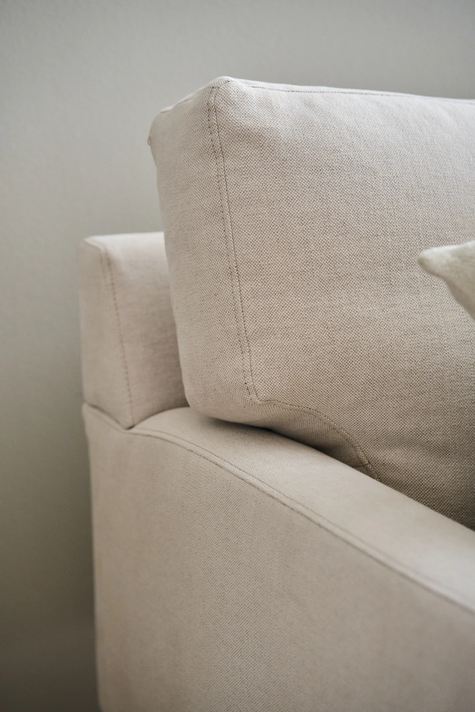 Lidnäs 3 sits soffa, Caleido Beige 9600-vitoljad ek, 3-sits 1898