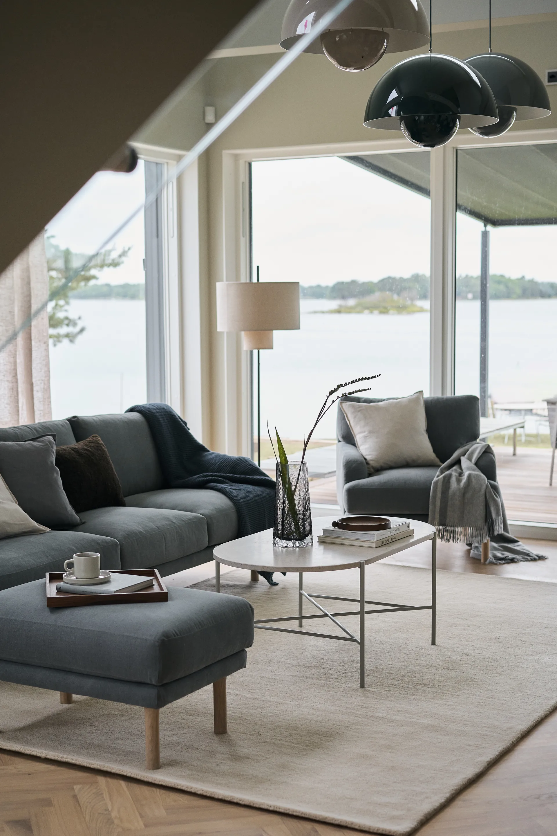 Lidnäs 3 sits soffa, Caleido Grey 1240-vitoljad ek, 3-sits 1898