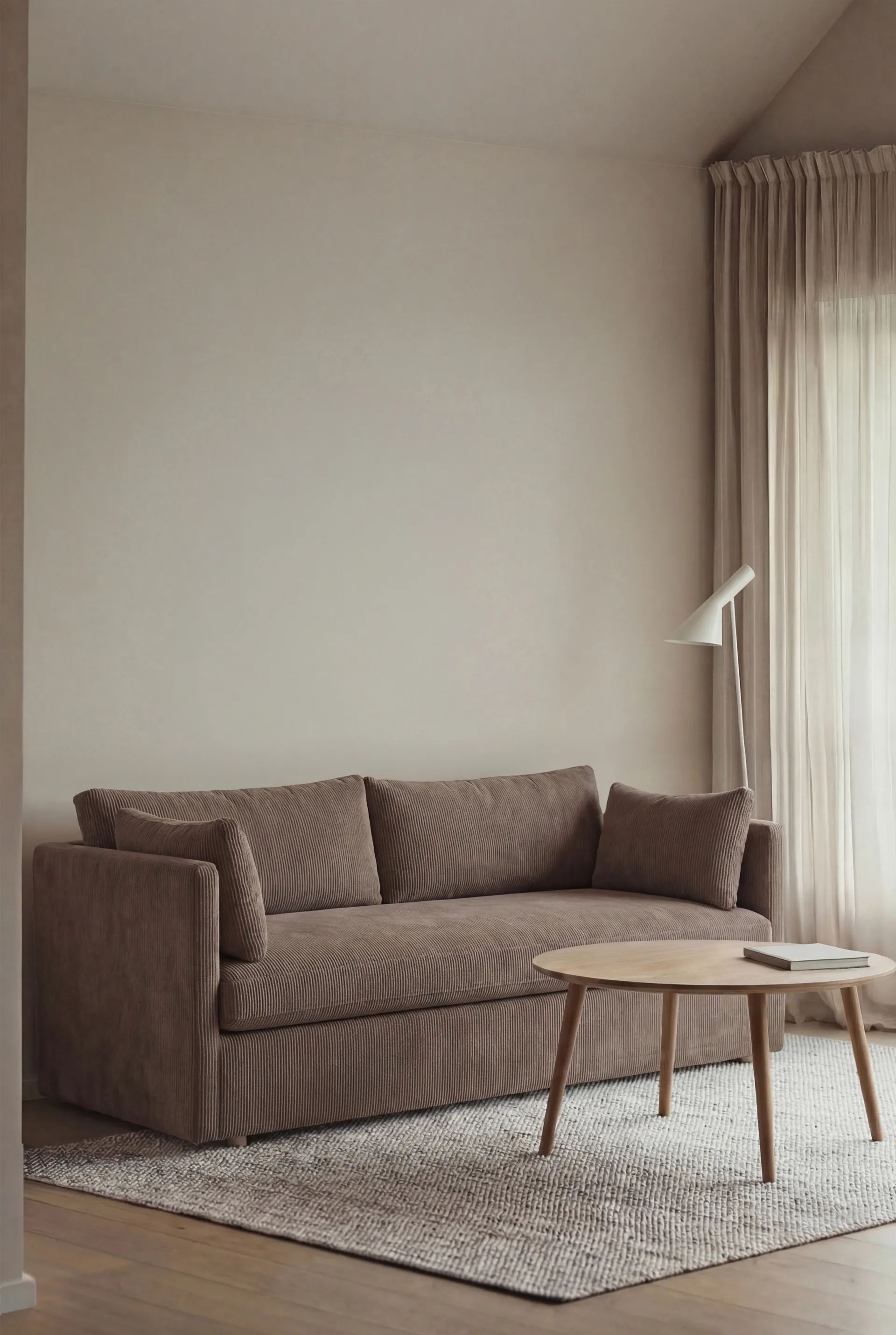 Linnevik soffa, Jump brown 1955-vitoljad ek, 2-sits, med kappa 1898