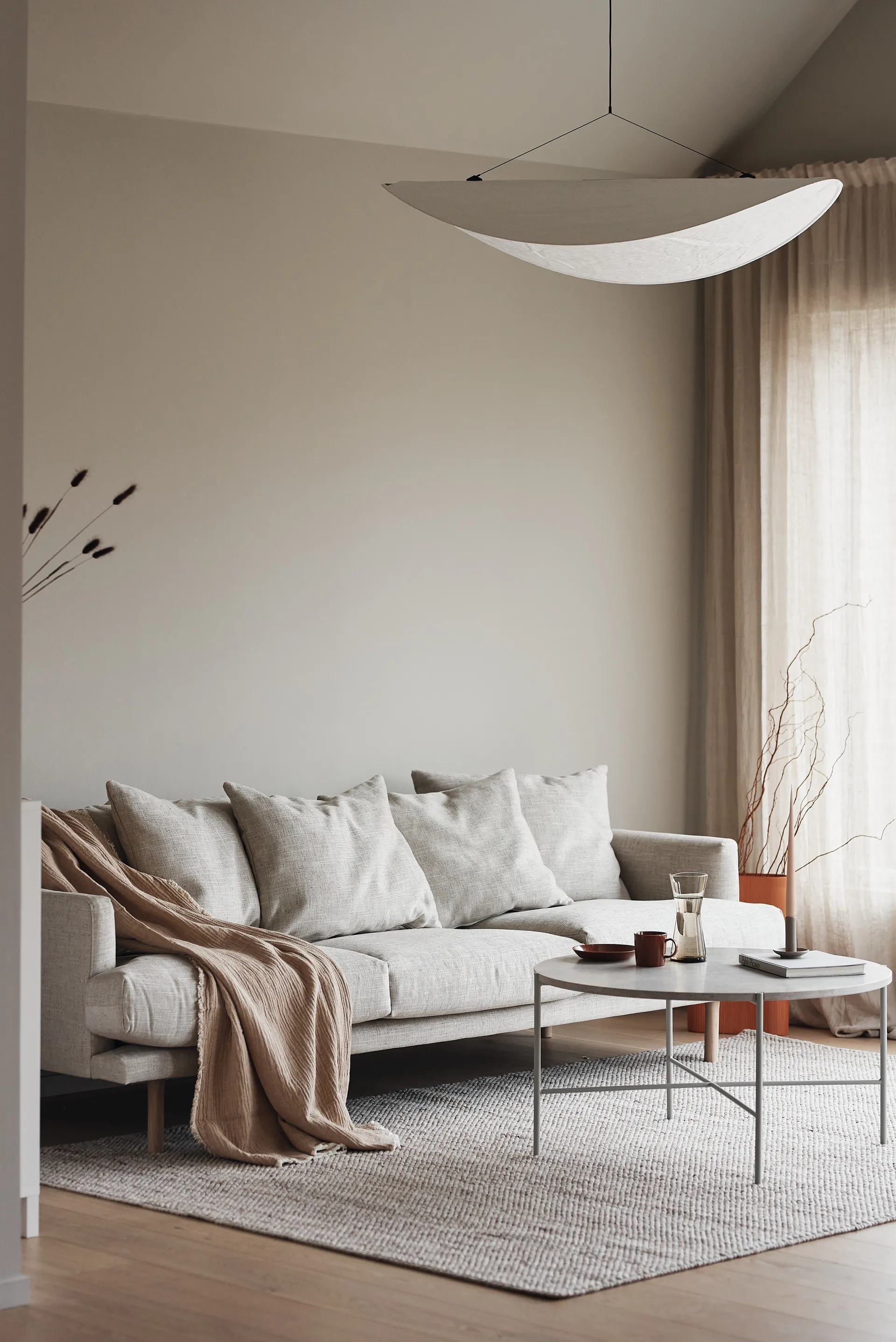 Sjövik 3,5-sits soffa, Bern 0341 Beige-vitoljad ek 1898