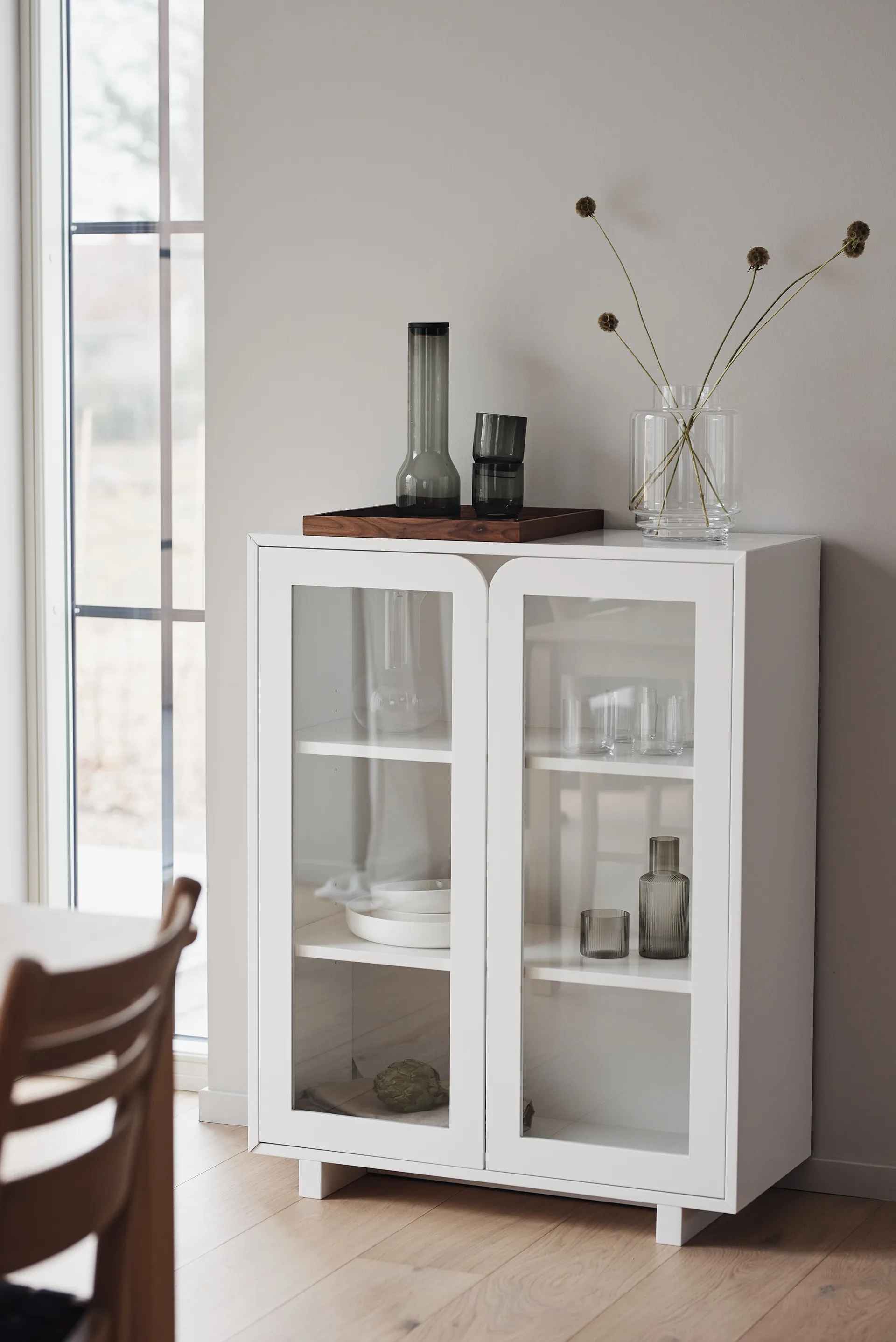 Vidja lågt vitrinskåp, White 1898
