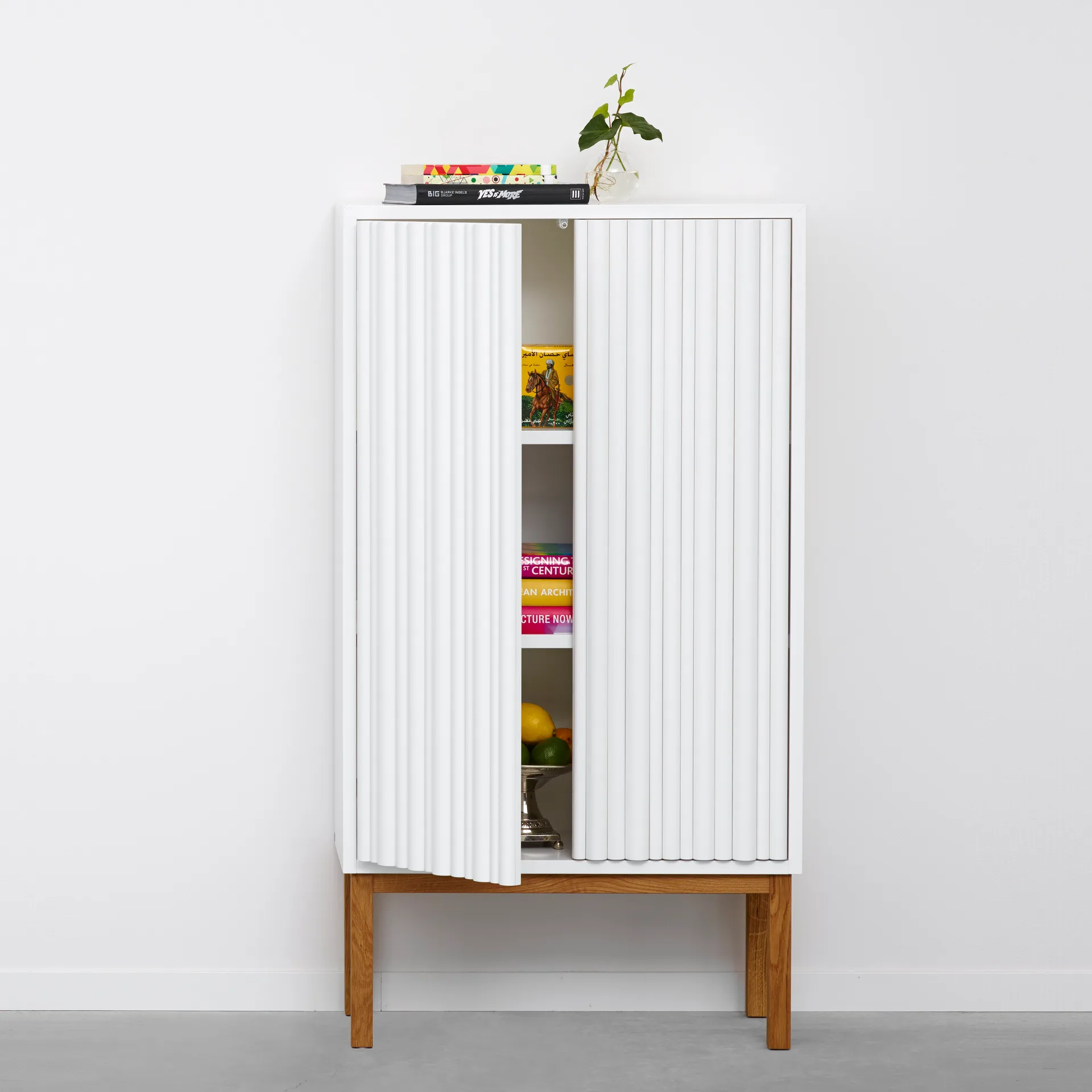 Collect skåp 2013, Vit-ekben A2