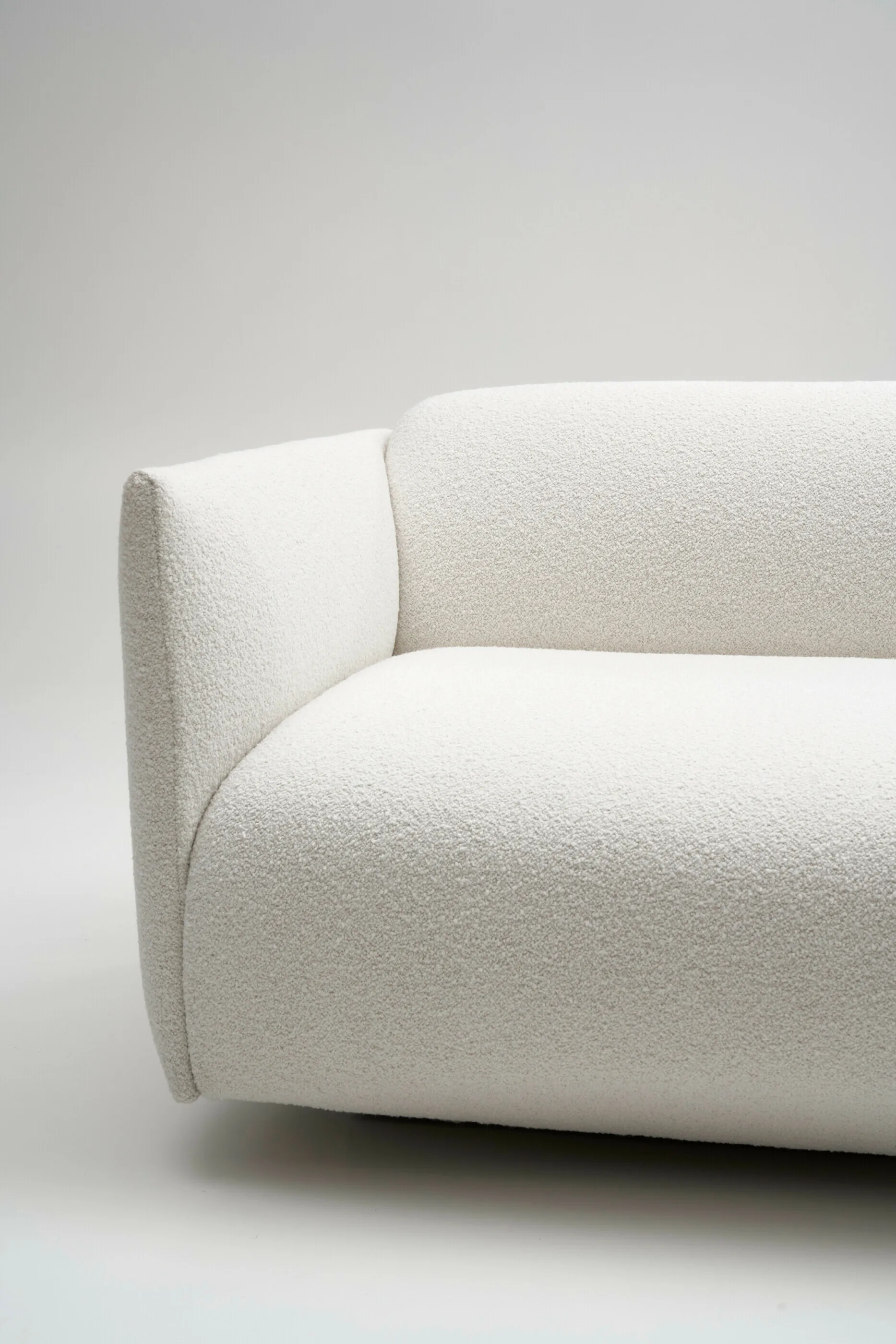 Origami Soffa 3-sits divan vänsterställd, Orsetto 0011 vit-svarta ben Adea