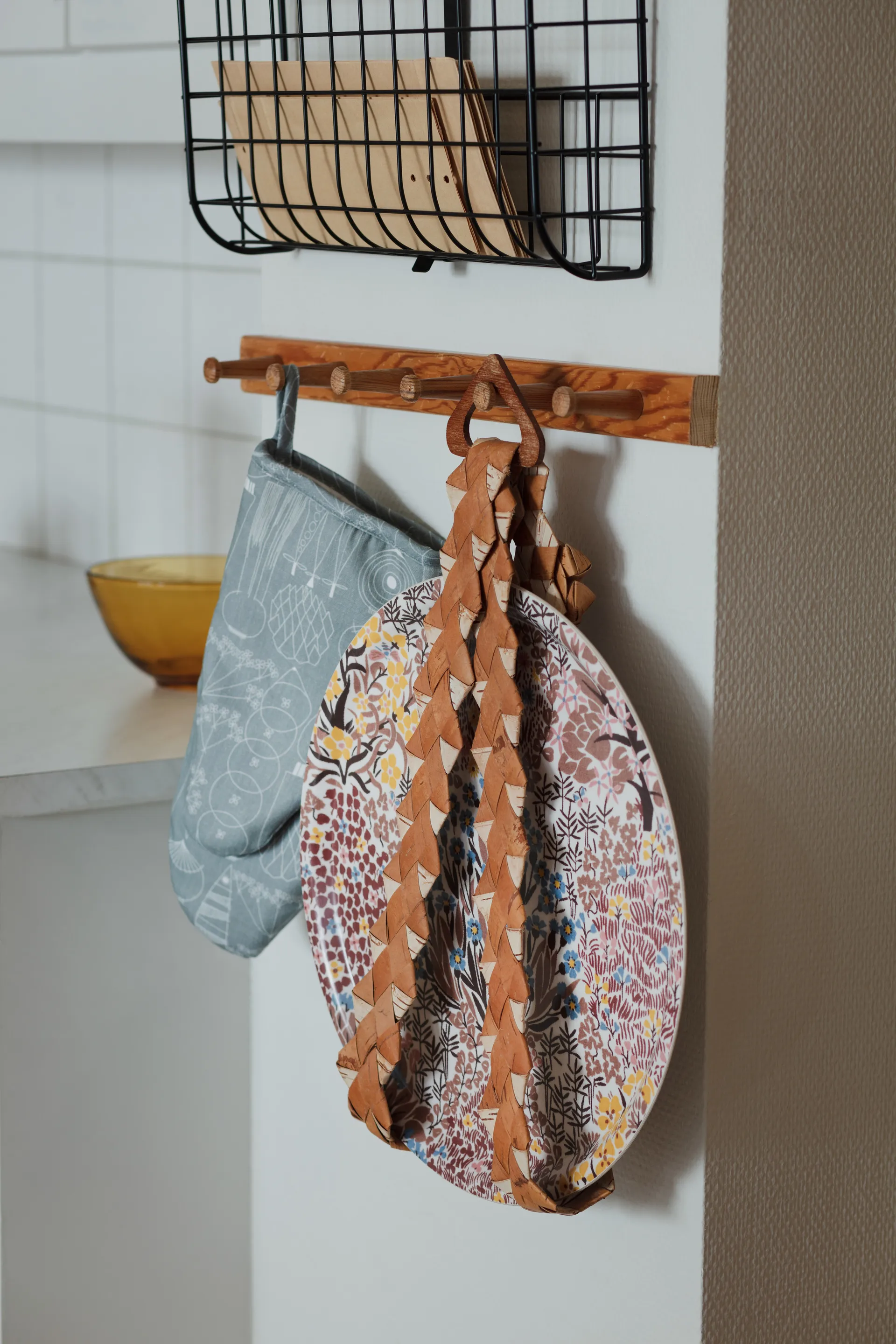 Botanic Garden bricka Ø38 cm, Rosa-brun Almedahls