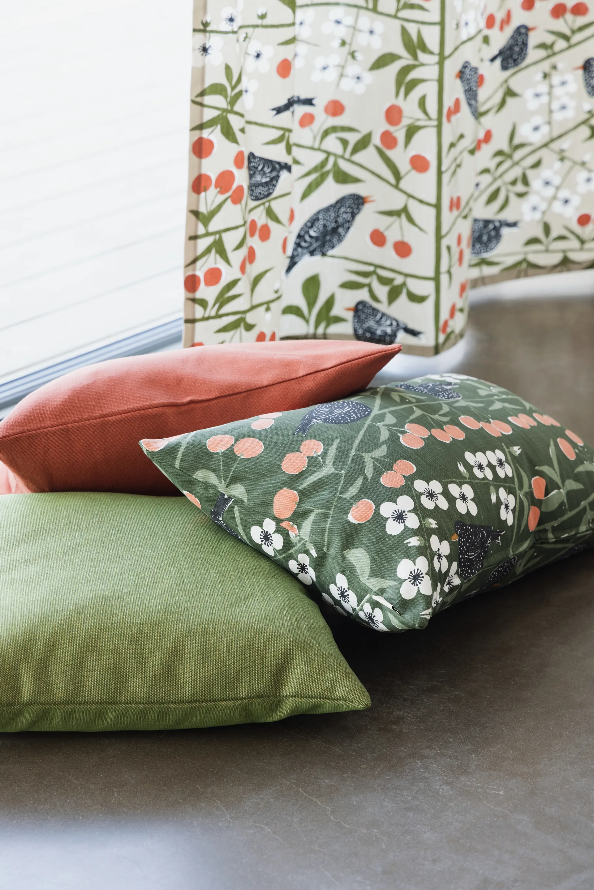 Körsbärsträdgården tyg, Beige Almedahls