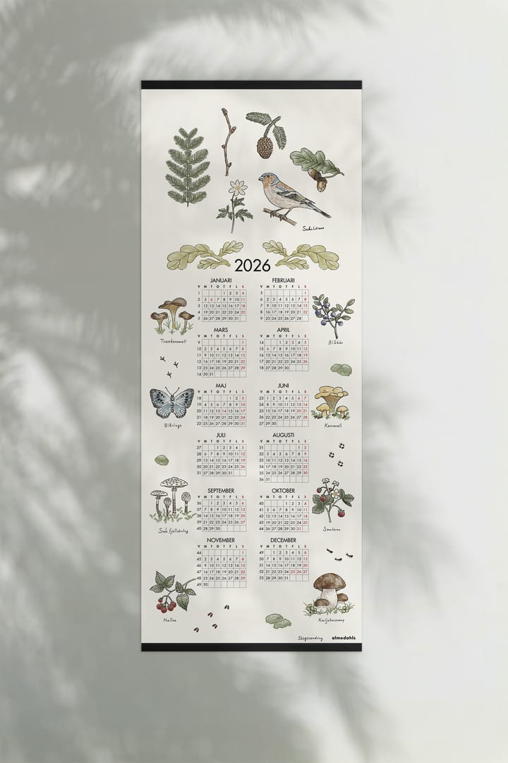 Skogsvandring kalender 2026, 35x90 cm Almedahls