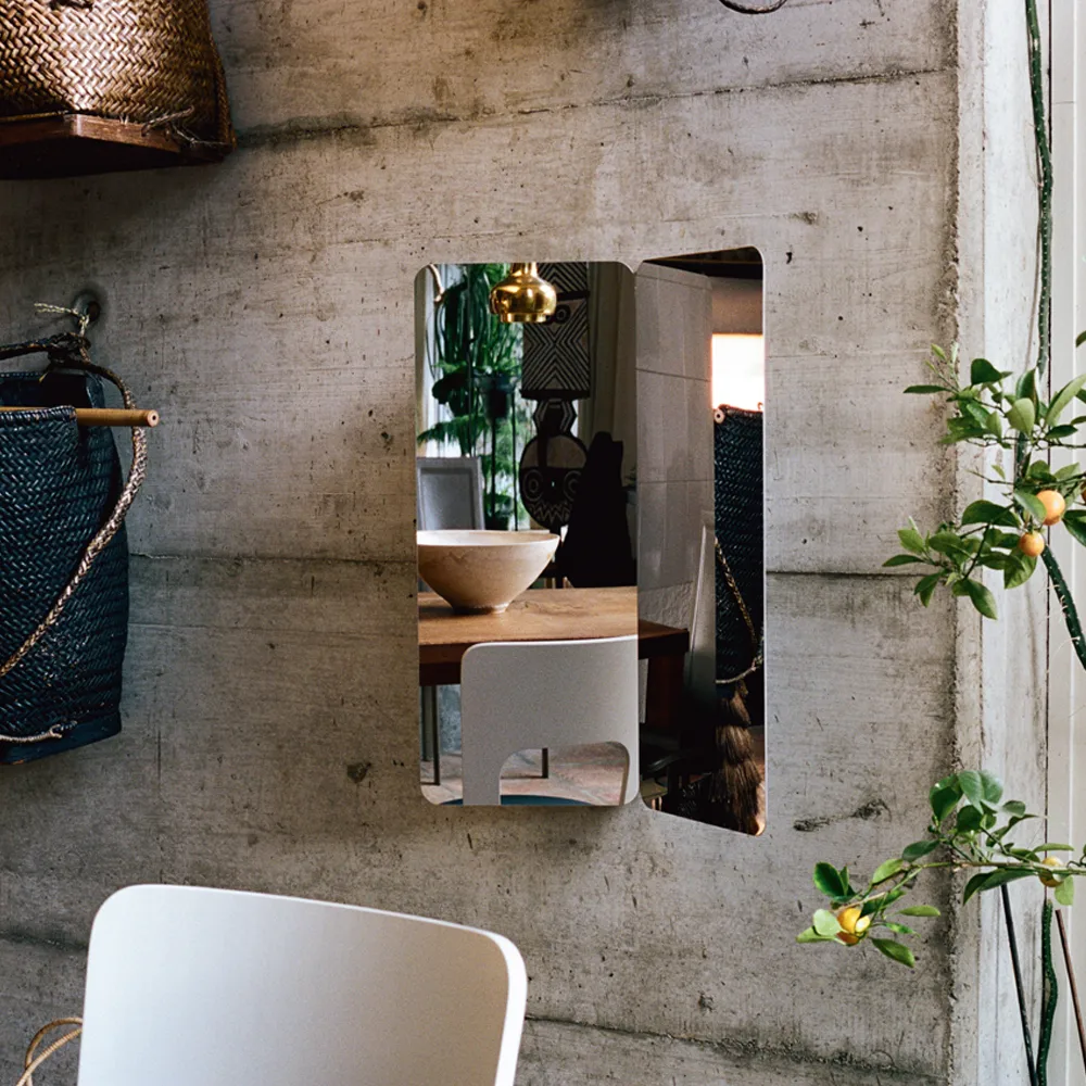 124 ° spegel, aluminium, small Artek