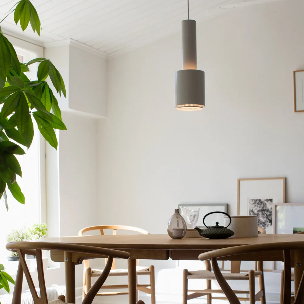 A110 pendel, Svart pulverlackerad Artek