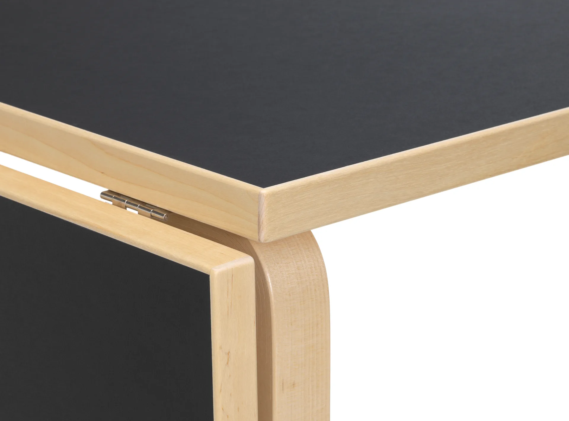 Aalto Table foldable DL81C matbord, Top black linoleum-natural lacquered Artek
