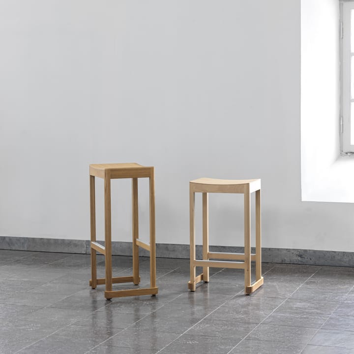 Atelier barstol - Grönlackerad björk-H65 cm - Artek