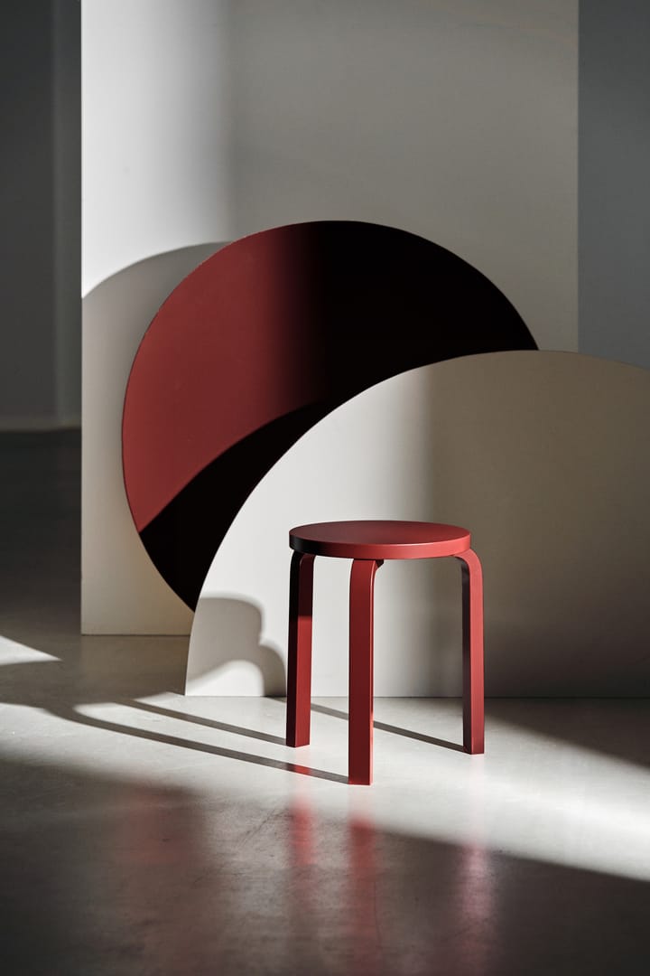 Stool 60 pall jubileumsutgåva Svenssons 125 år, Faluröd Artek