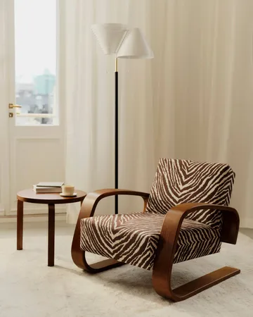 Tank 400 fåtölj - Valnötsbetsad björk-tyg Zebra brun - Artek
