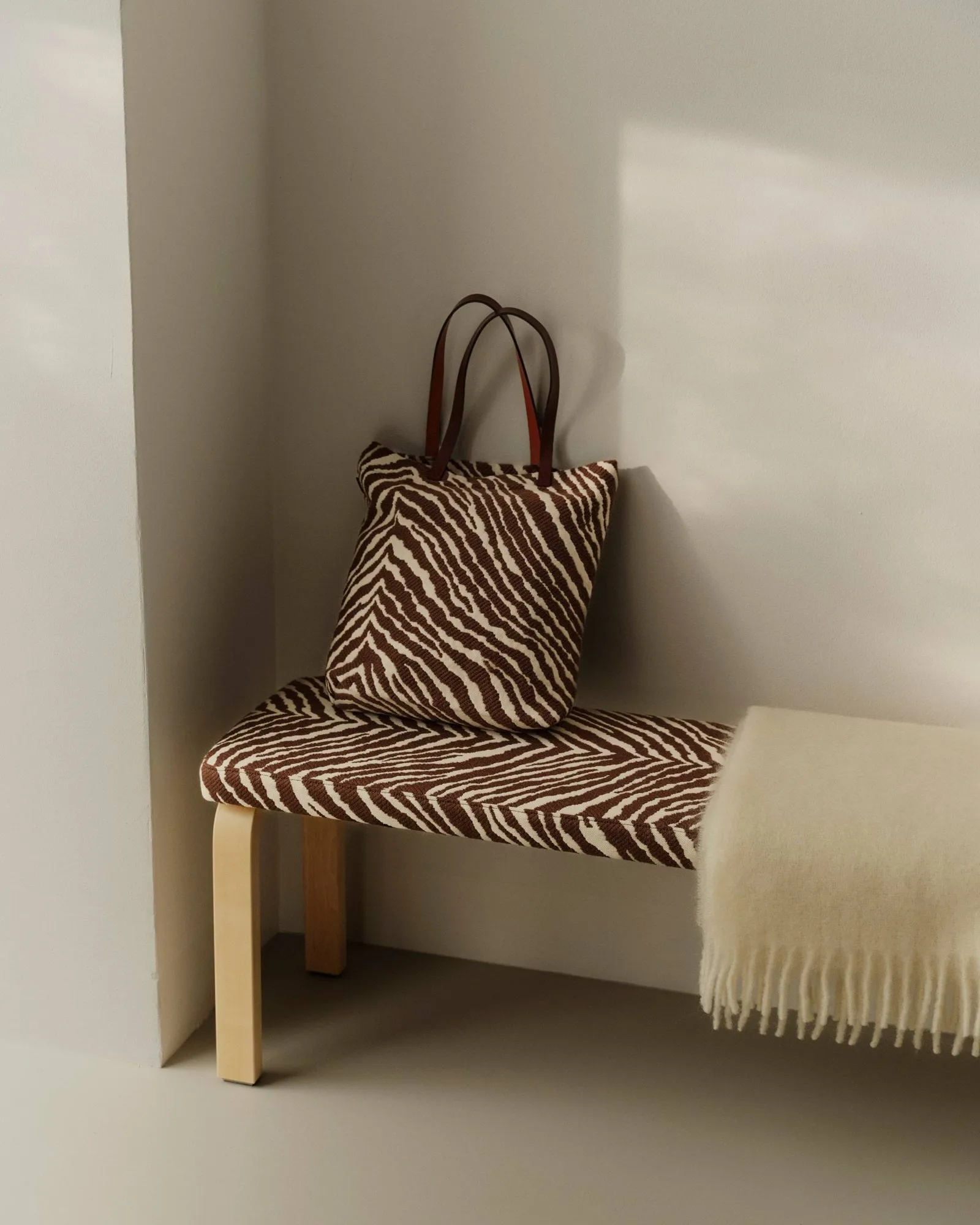 Zebra Tote Bag väska, Brun-vit Artek