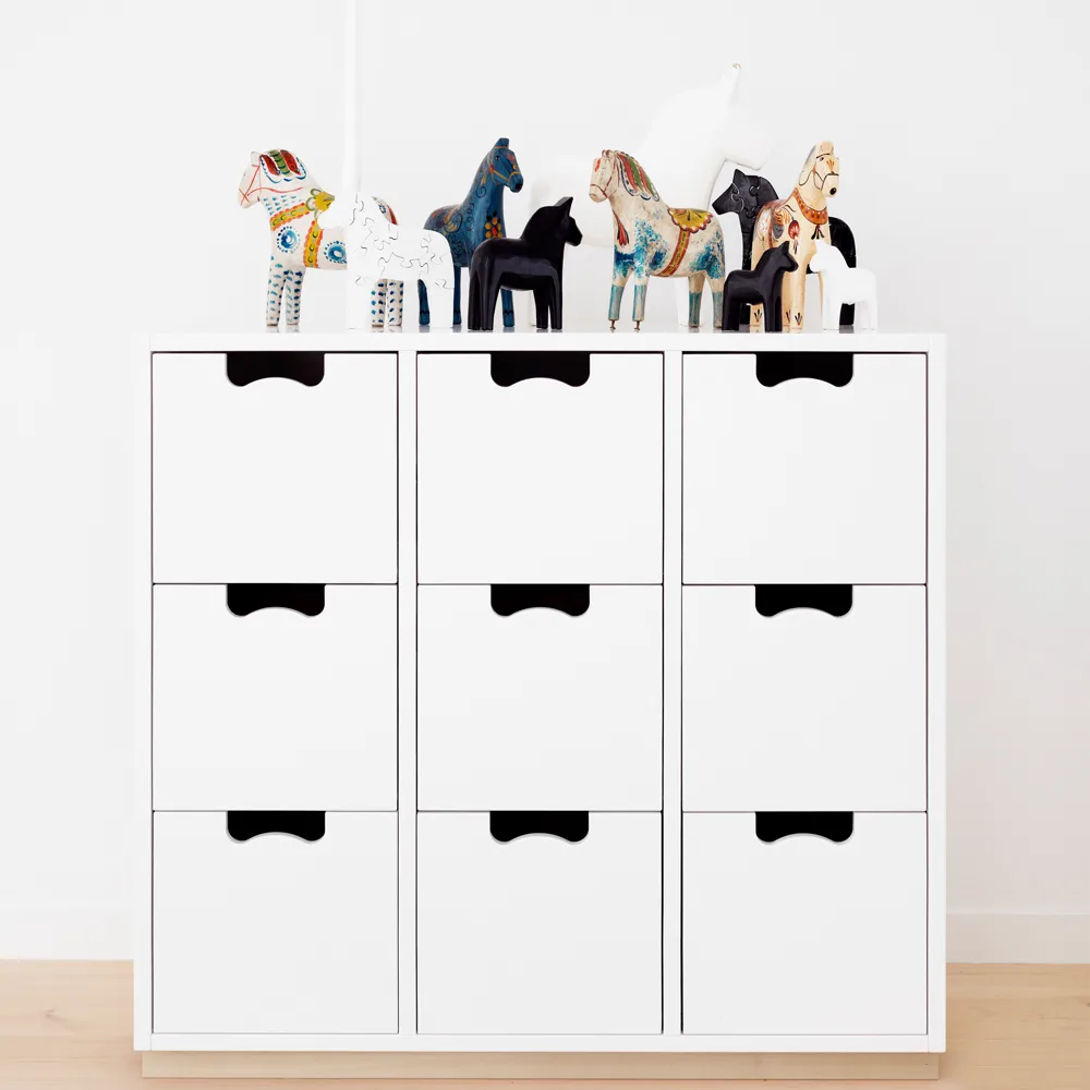 Snö A byrå, rose, björksockel Asplund