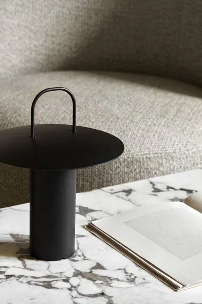 Androgyne loungebord, Oak dark st.-calacatta viola Audo Copenhagen