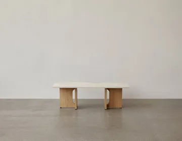 Androgyne loungebord - Sand/kunis breccia-ekstativ - Audo Copenhagen