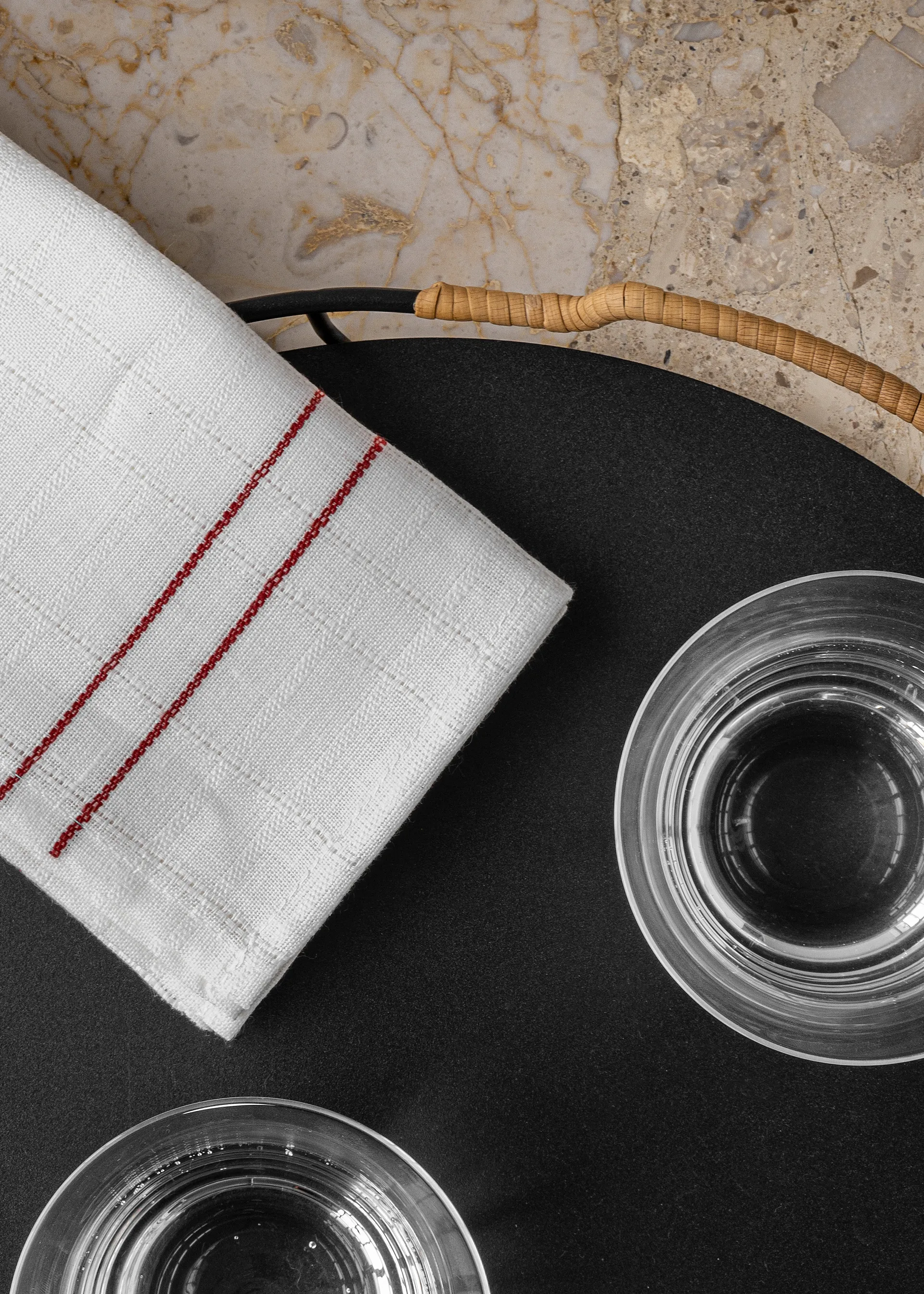 Balcony serveringsbricka Ø36,5 cm, Svart Audo Copenhagen