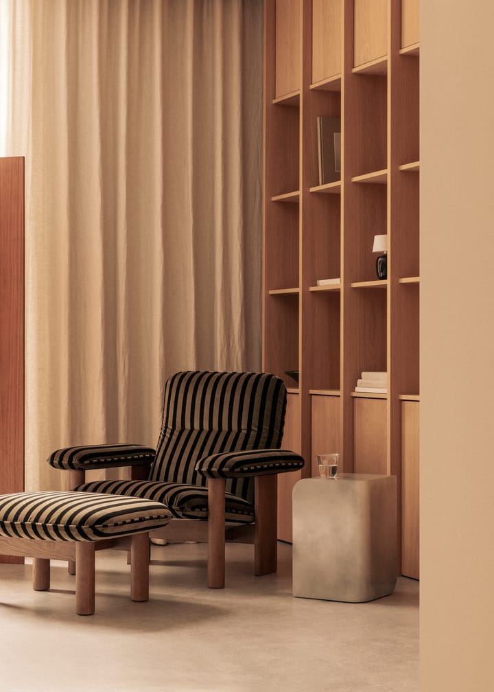 Brasilia fåtölj, Dark oak-Baru 0450 Audo Copenhagen