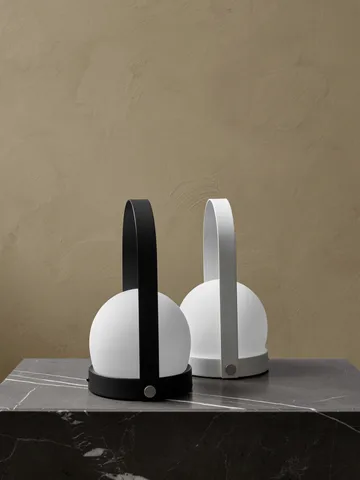 Carrie portabel bordslampa - Black - Audo Copenhagen