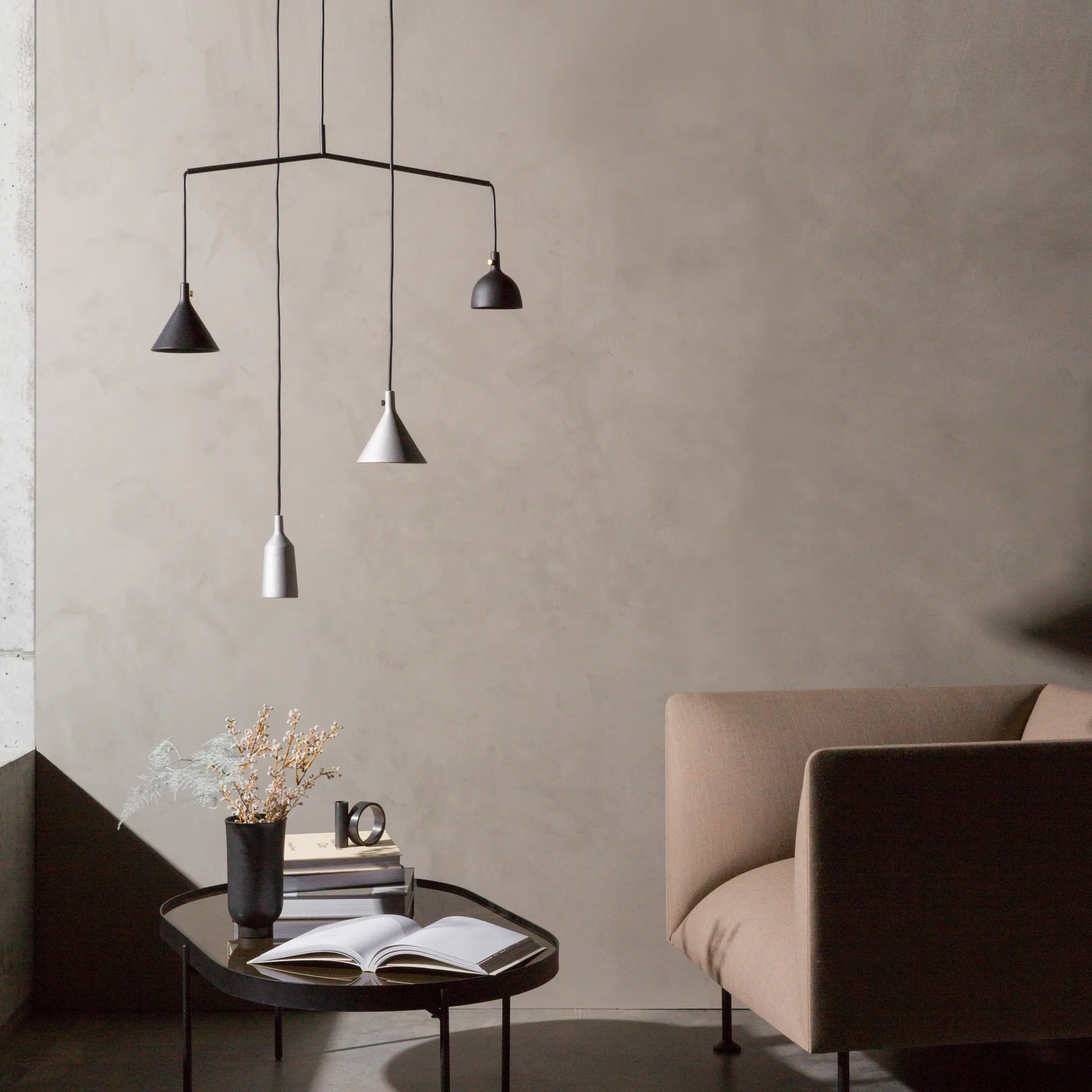 Cast shape 4 pendel, Svart Audo Copenhagen