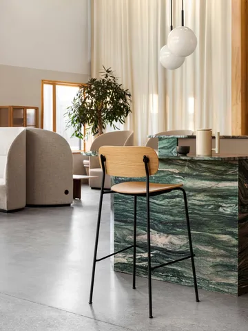 Co Bar Chair barstol - Mörkbetsad ek-kromat stål, 65 cm - Audo Copenhagen