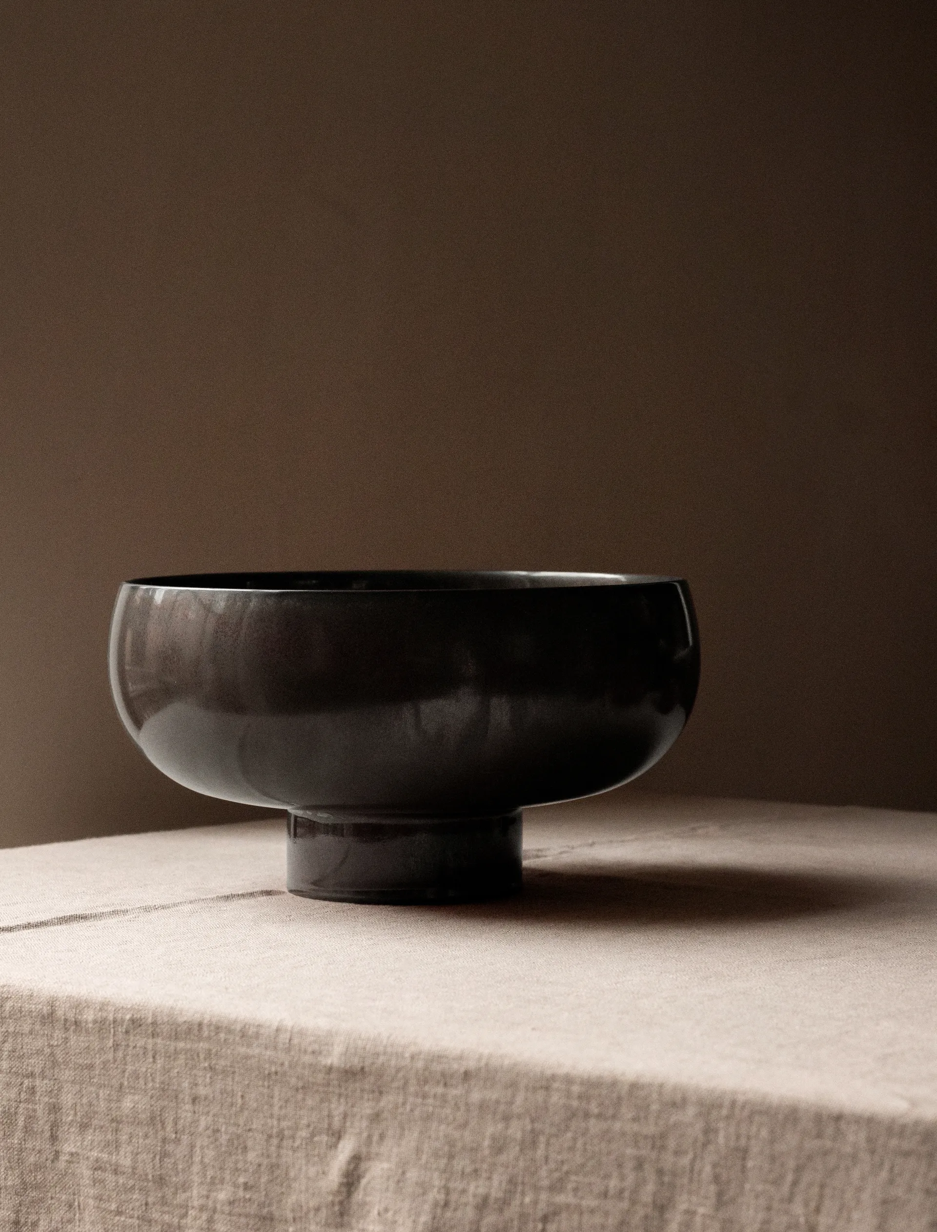 New Norm fruktskål Ø25 cm, Mörkglaserad Audo Copenhagen