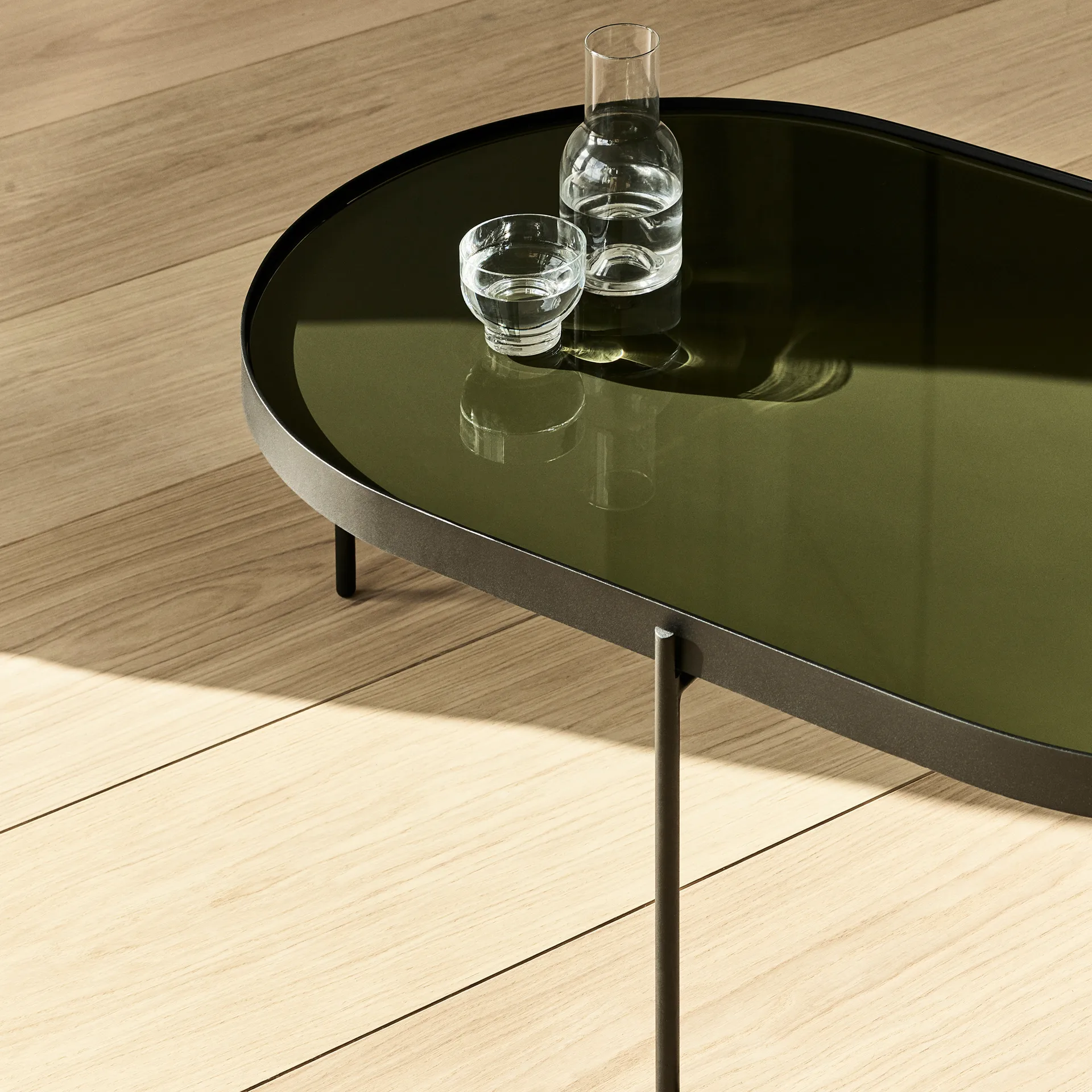 NoNo soffbord L 59,5x96,5 cm, Svart-mörkgrön Audo Copenhagen