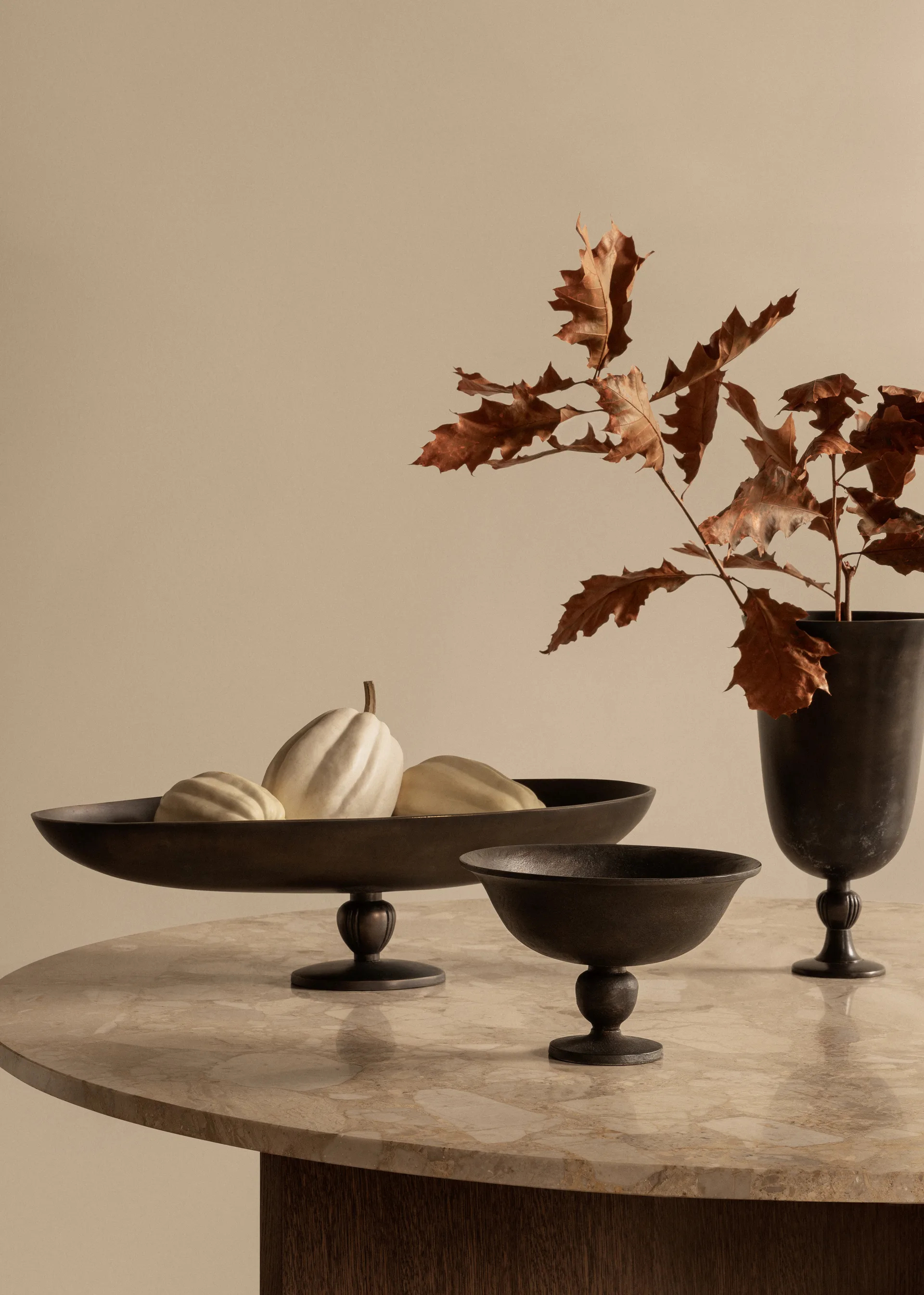 Pavot vas, Bronzed aluminium Audo Copenhagen