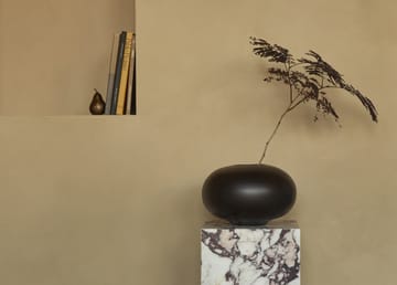 Plinth Pedestal piedestal 30x30x75 cm - Calacatta Viola - Audo Copenhagen
