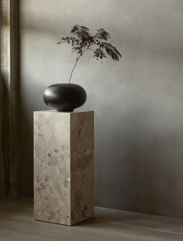 Plinth Pedestal piedestal 30x30x75 cm - Kunis Breccia - Audo Copenhagen