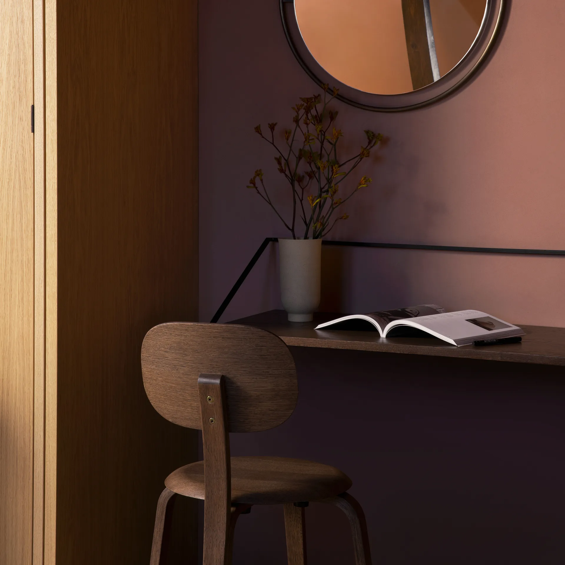 Rail skrivbord/hylla, Mörkbetsad ek Audo Copenhagen