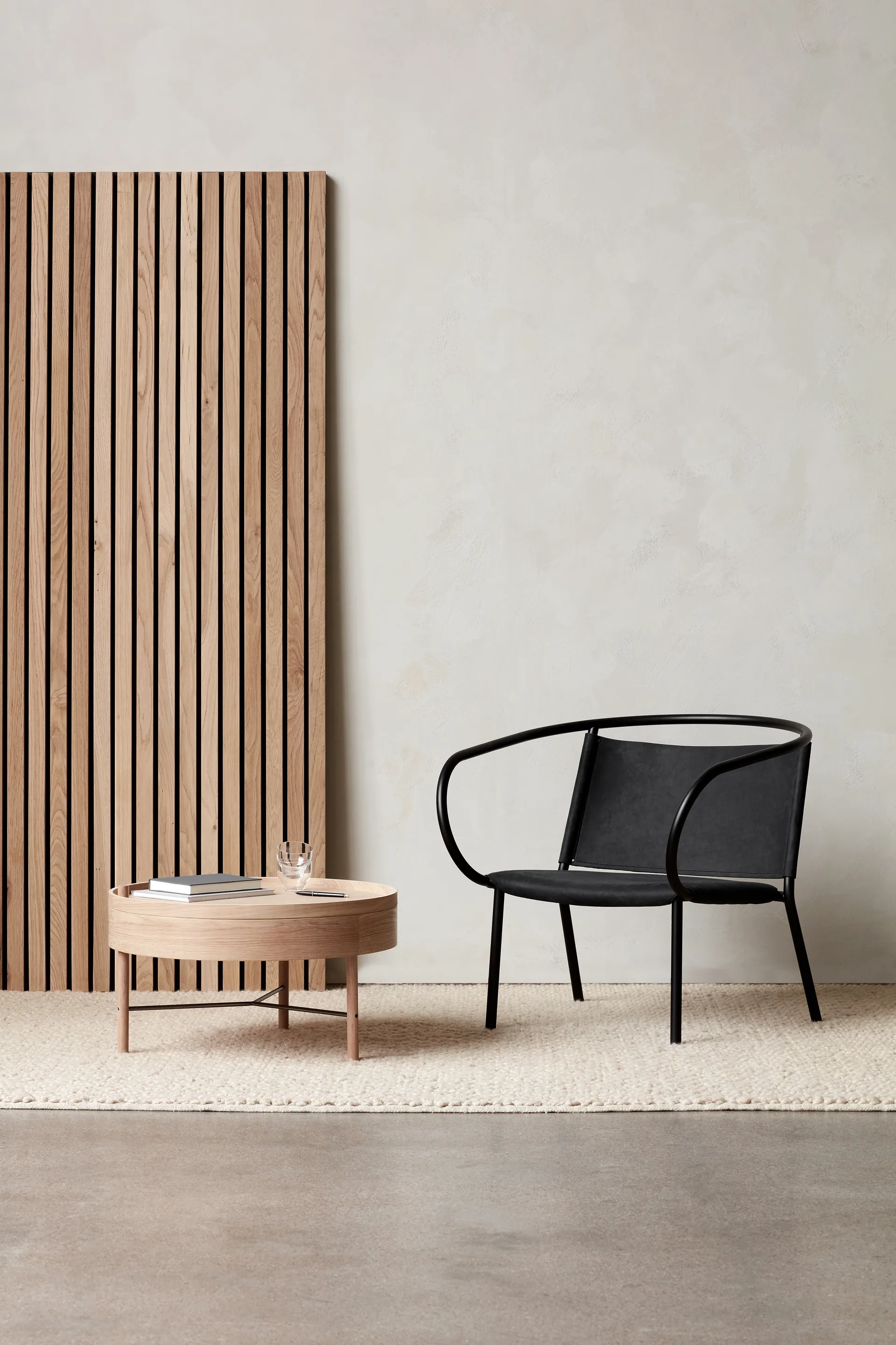 Turning bord, naturlik ek-krom Audo Copenhagen