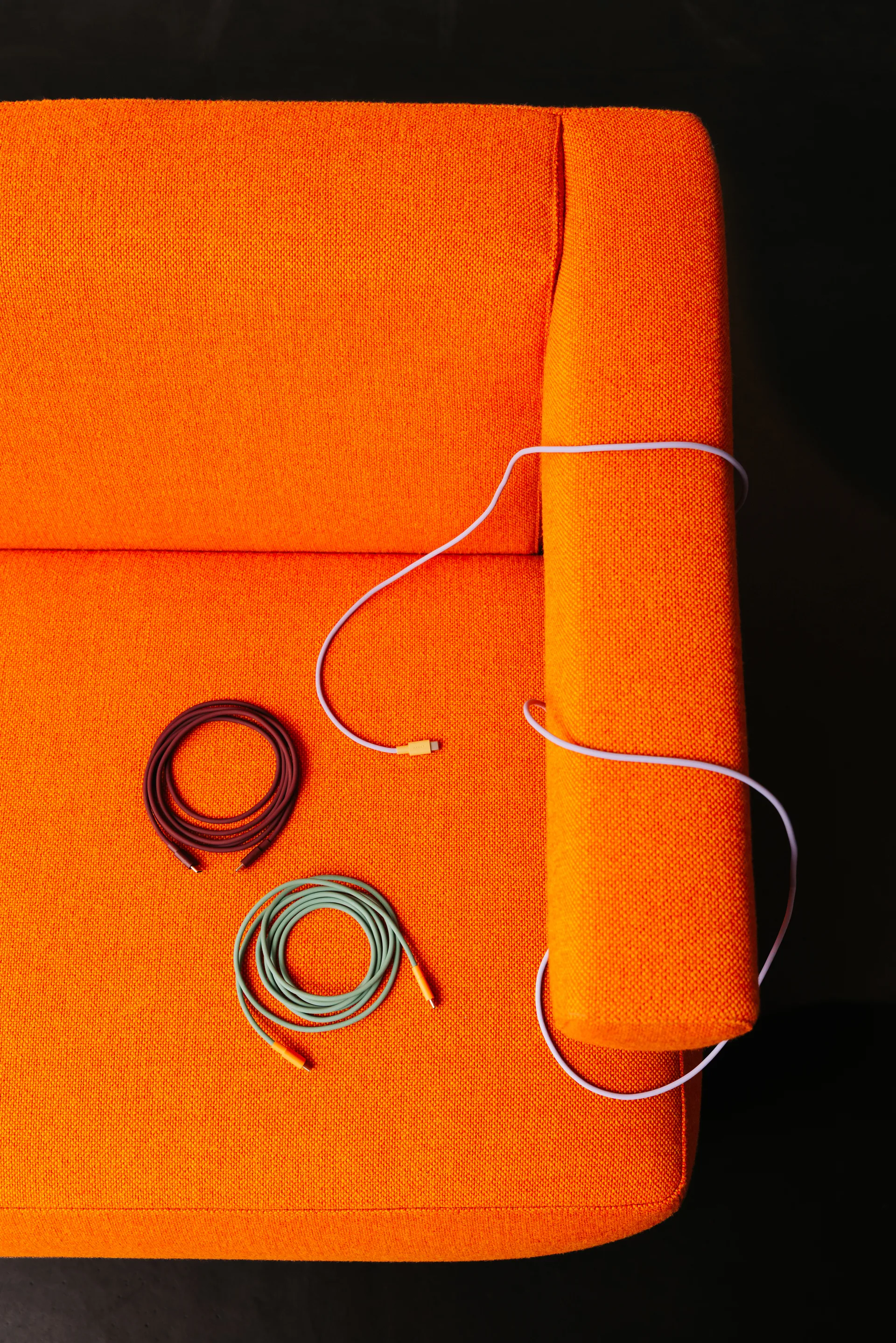 AVOLT x Bauhaus-Archiv Cable 1 USB C till USB C, Gecko Bloom Avolt