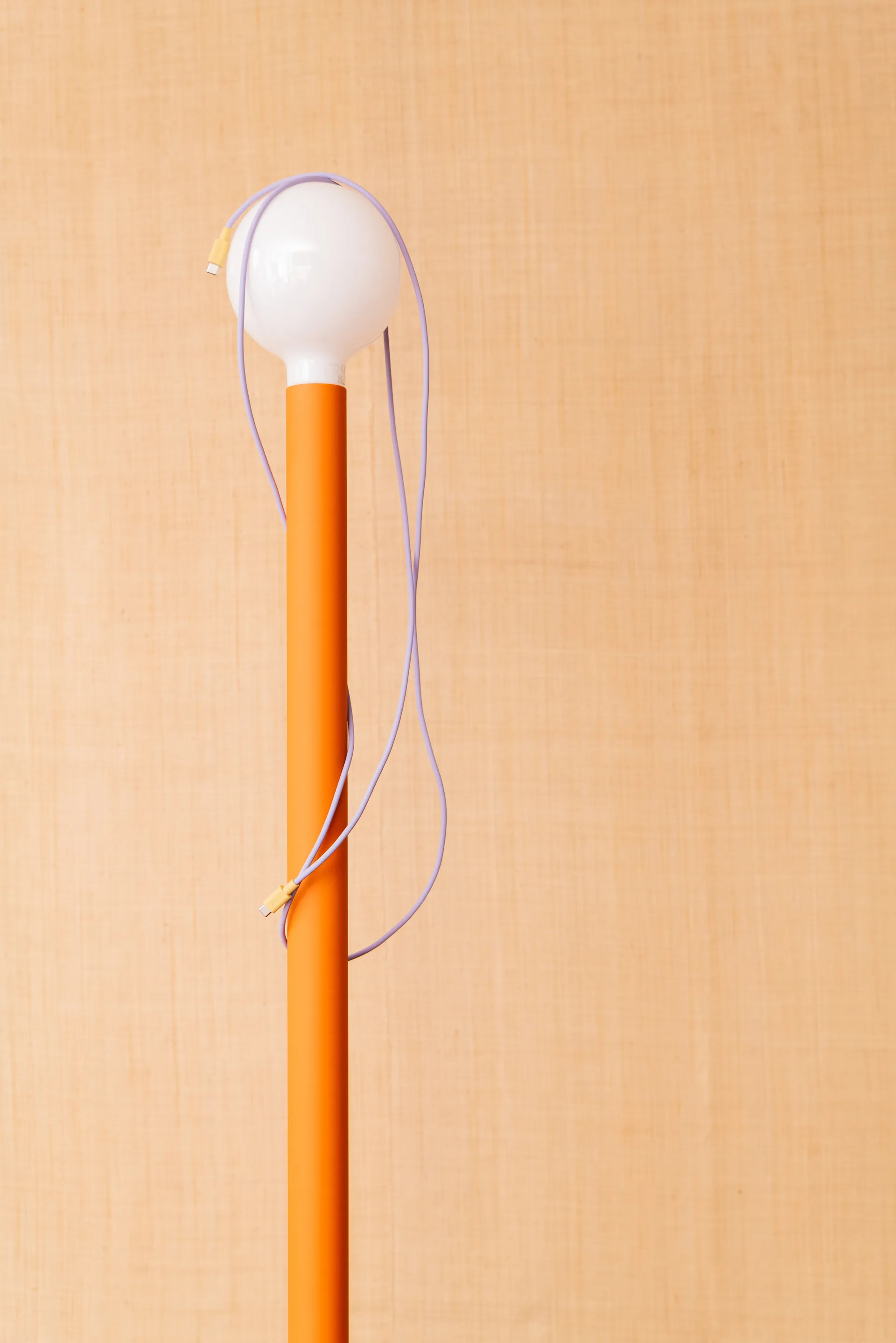 AVOLT x Bauhaus-Archiv Cable 1 USB C till USB C, Lavender Glow Avolt