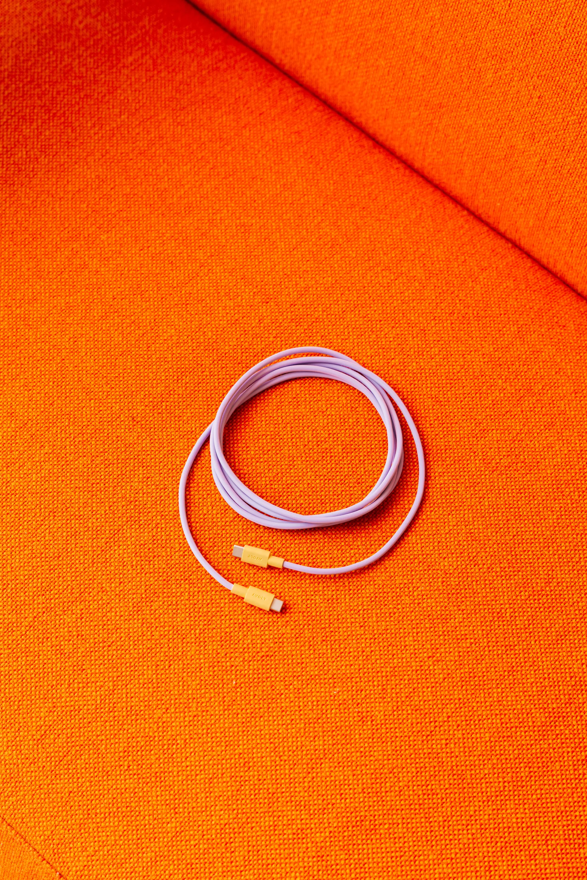 AVOLT x Bauhaus-Archiv Cable 1 USB C till USB C, Lavender Glow Avolt