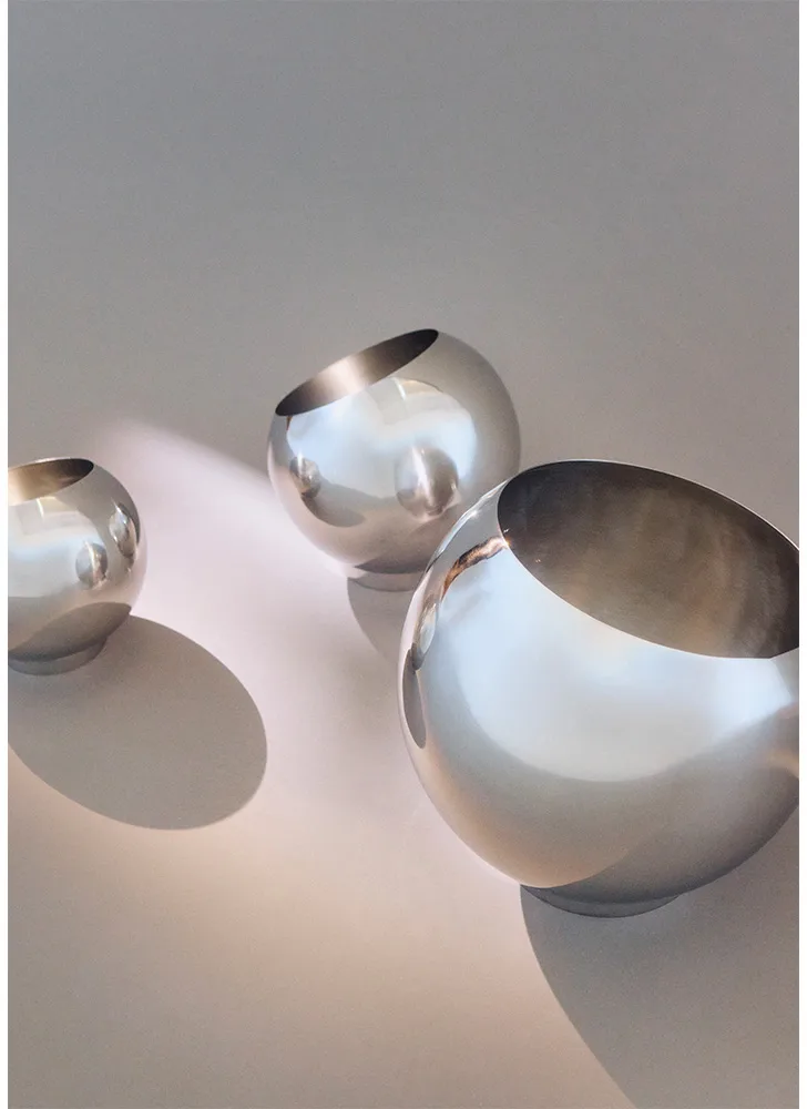 Globe blomkruka Ø17 cm, Silver AYTM