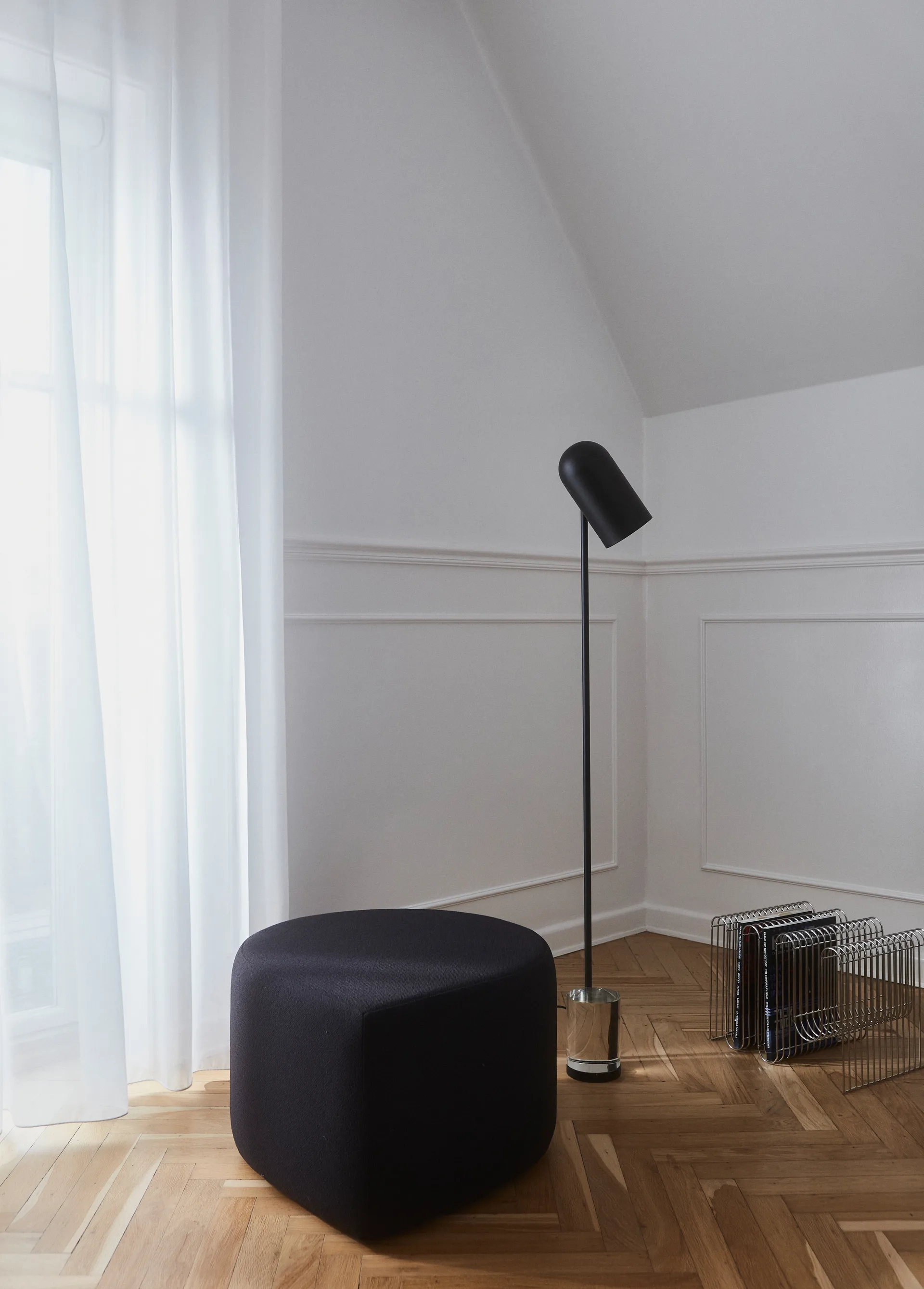 Stilla puff bouclé, Anthracite AYTM