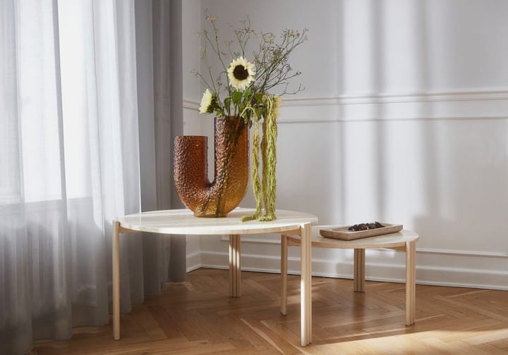 Tribus soffbord Ø80 cm, Light Sand-travertine AYTM