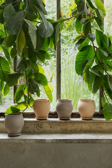 Delphi kruka med fat 2 delar - Rosa, Ø20 cm - Bergs Potter