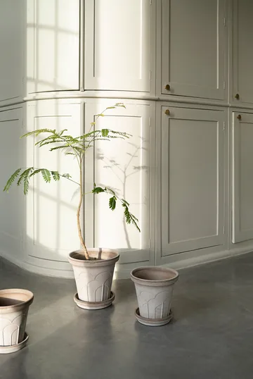 Fleur kruka med fat 2 delar - Grey, Ø18 cm - Bergs Potter