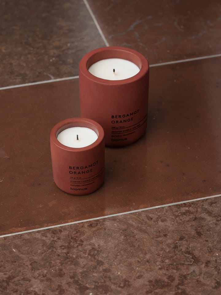 Fraga doftljus 24 timmar, Bloody Orange Cedar Wood blomus