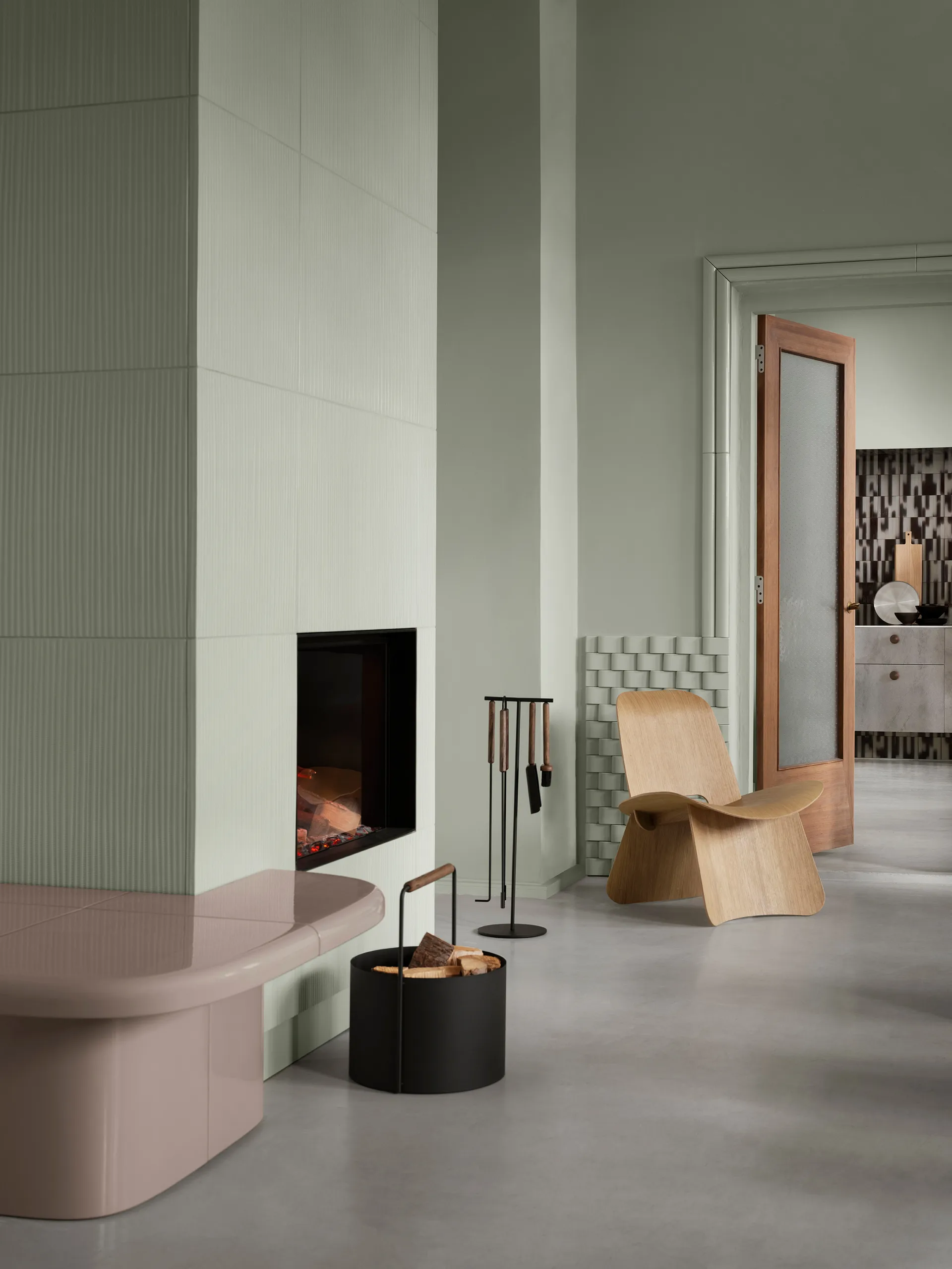 Nagomi stol, Oljad plywood blomus