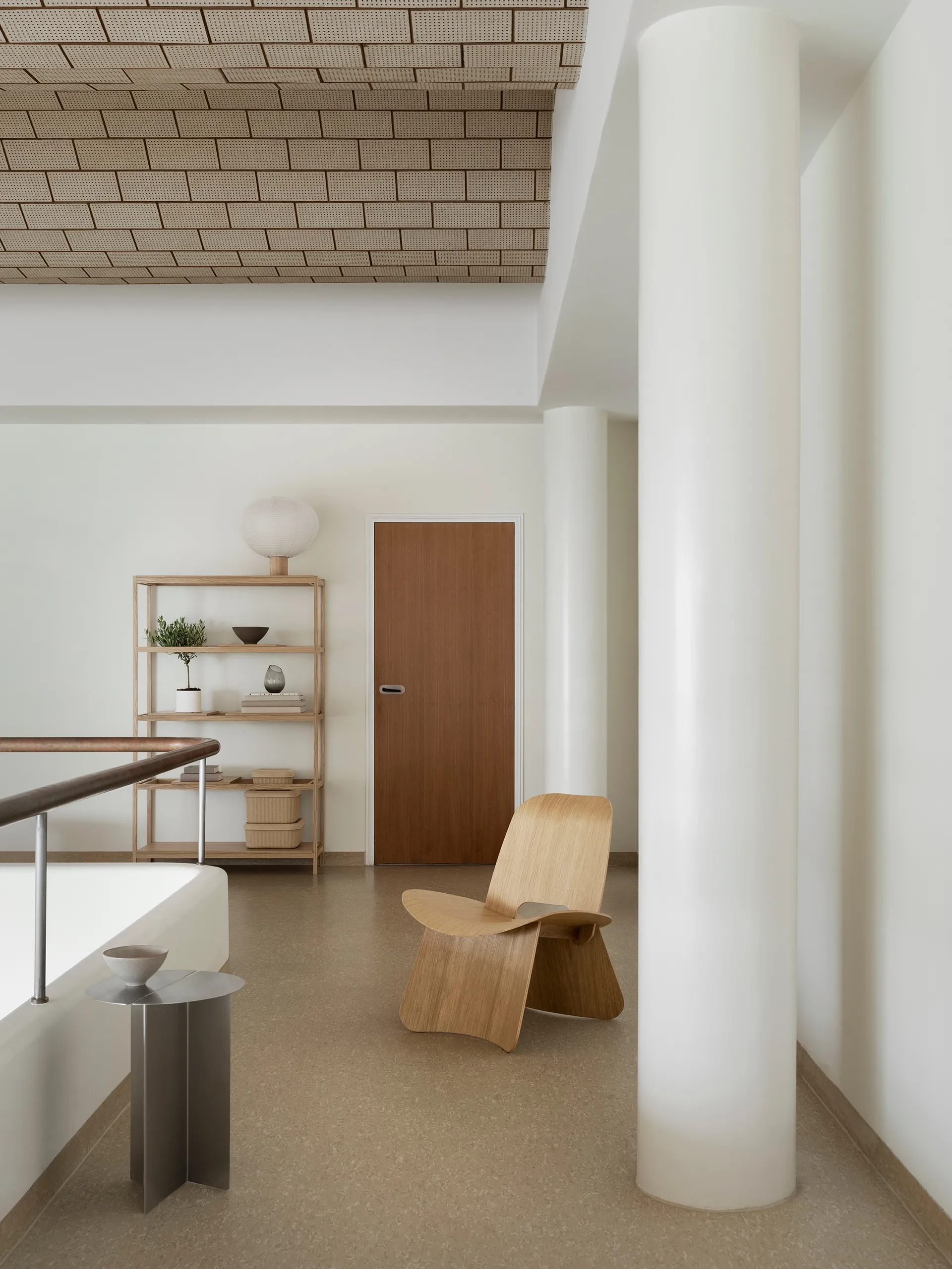 Nagomi stol, Oljad plywood blomus