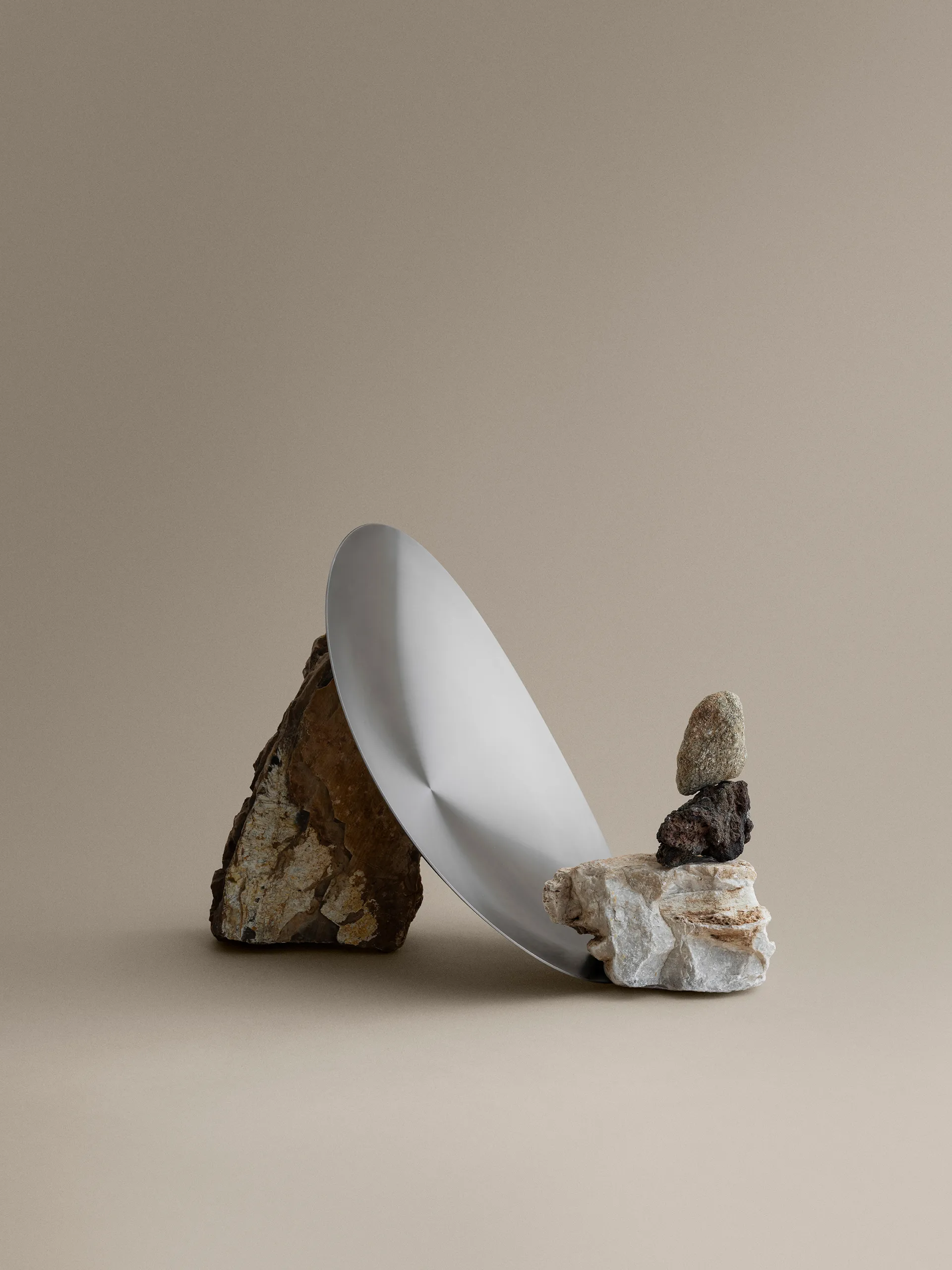 ONDEA skål M 35x42 cm, Rostfritt stål matt blomus